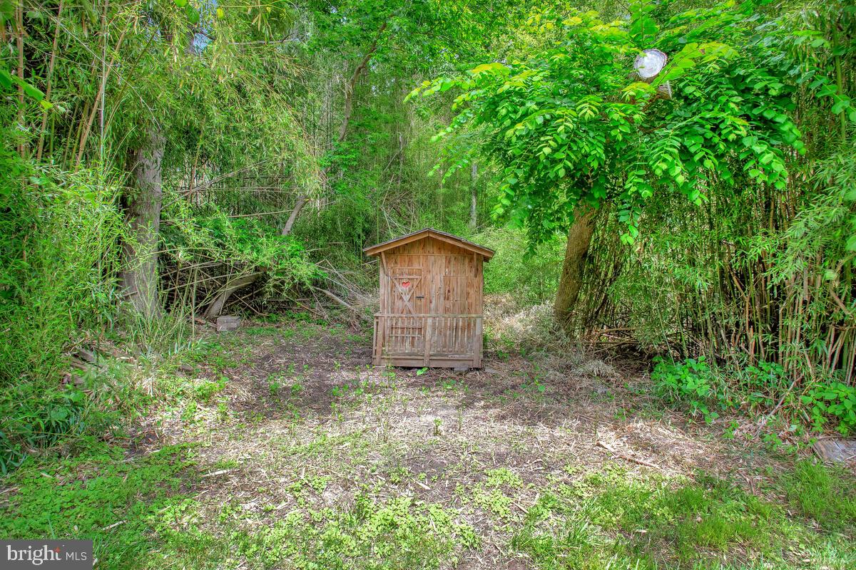 THE HIGHLANDS - Residential