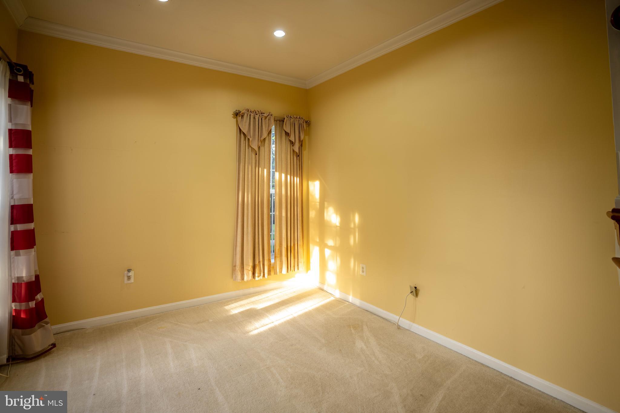 LORTON VALLEY NORTH - Residential Lease