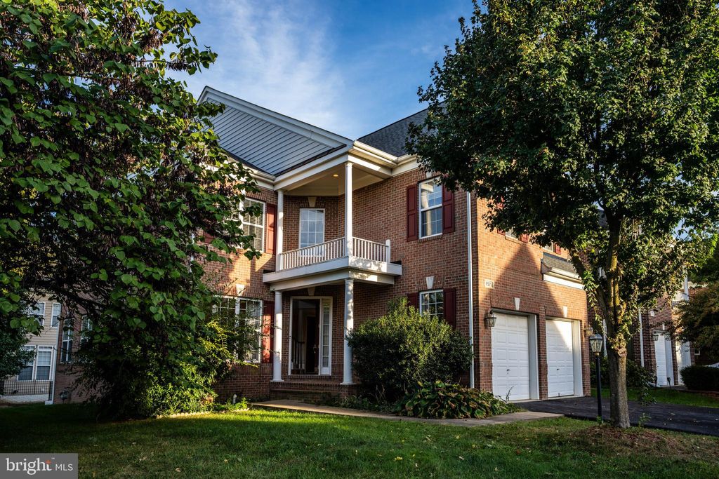 Photo of 9571 Linnett Hill Drive, LORTON, VA 22079 (MLS # VAFX2273066)