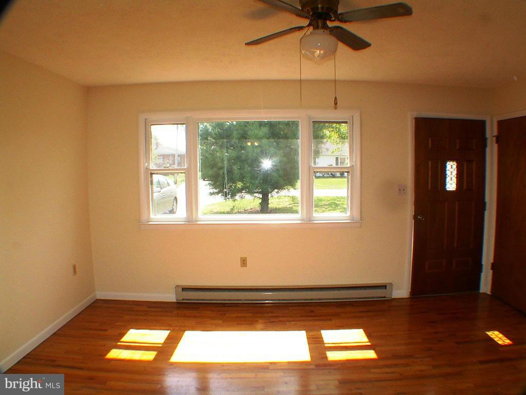 LOCUST & GROVE - Residential