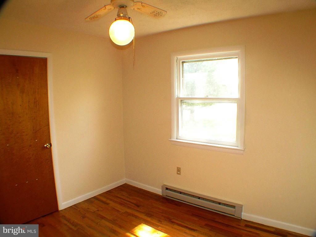 LOCUST & GROVE - Residential