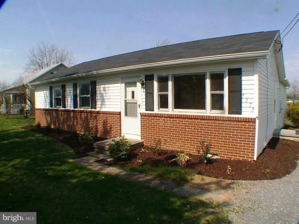 LOCUST & GROVE - Residential