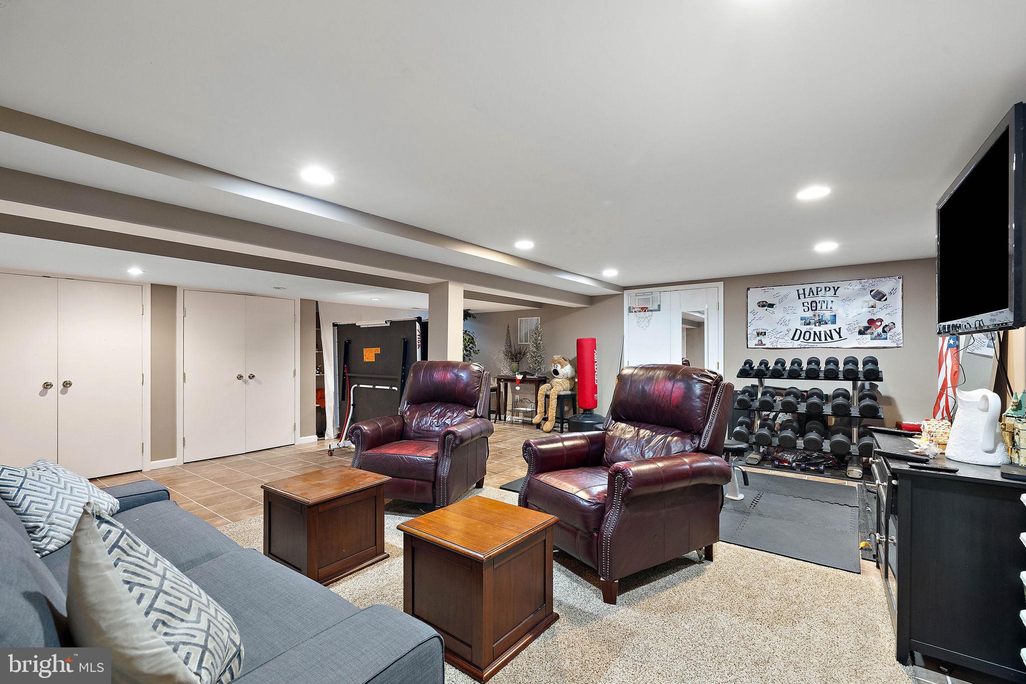 SPRING MILL FARMS - Residential