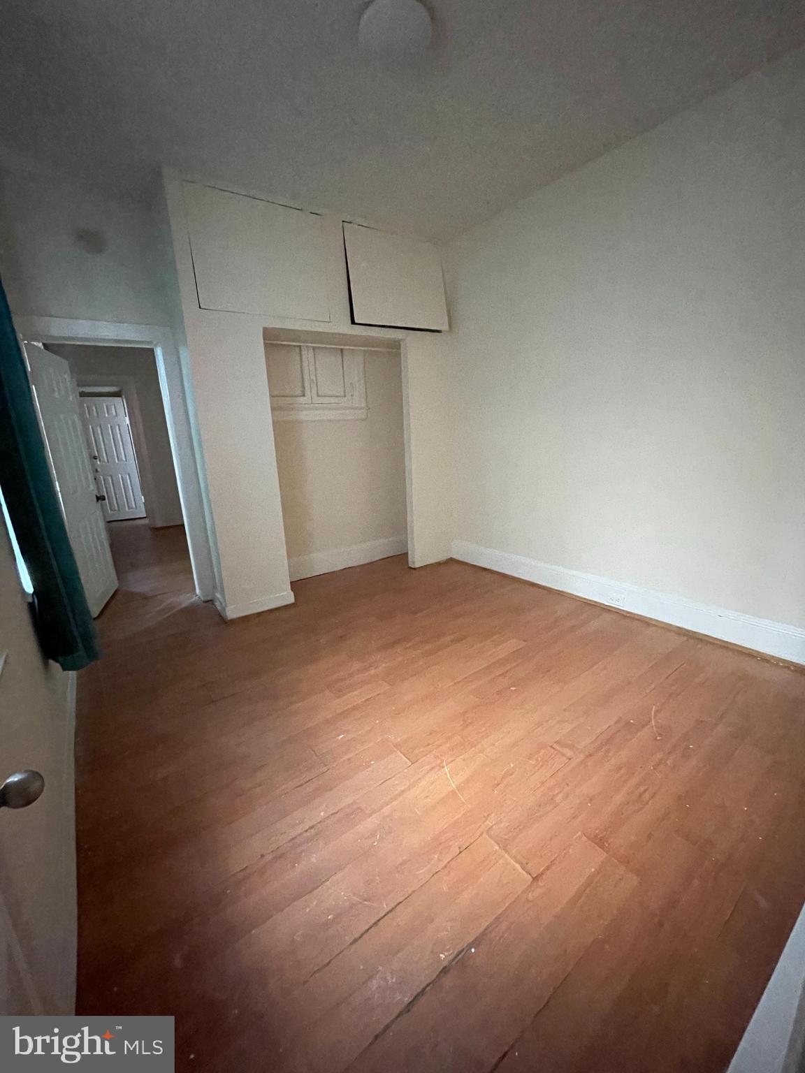 KENSINGTON - Residential Income