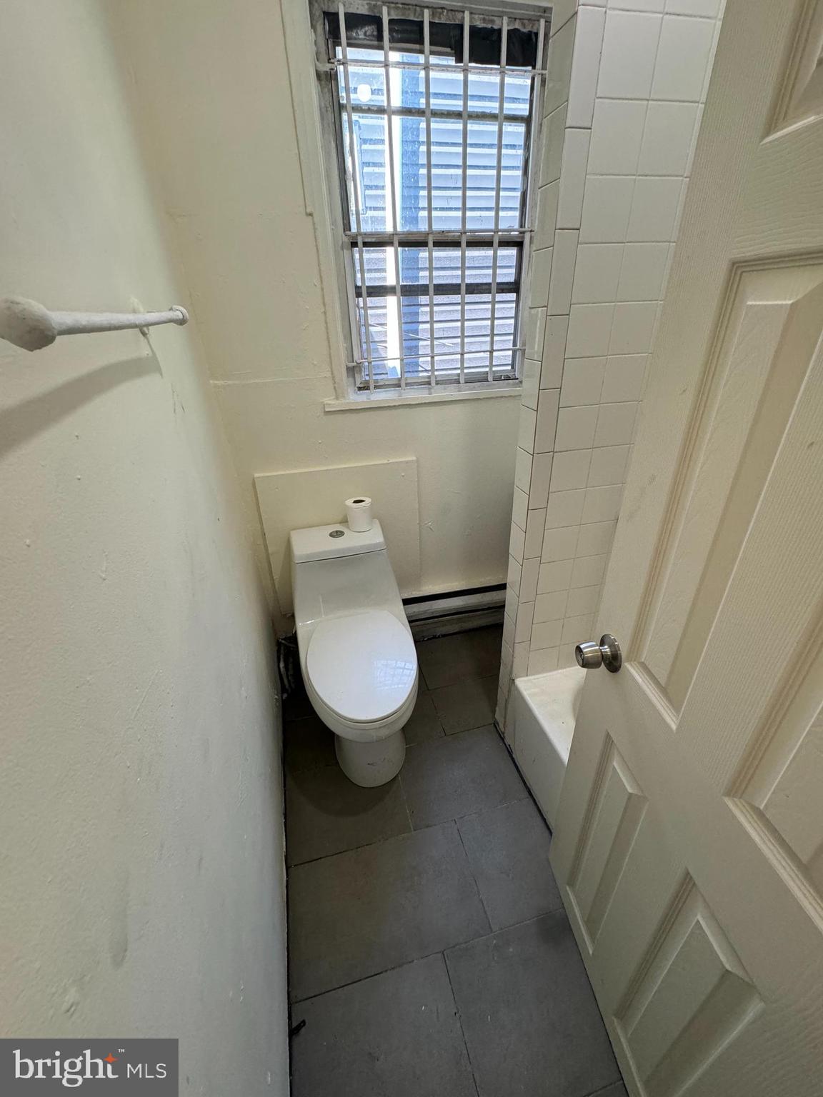 KENSINGTON - Residential Income