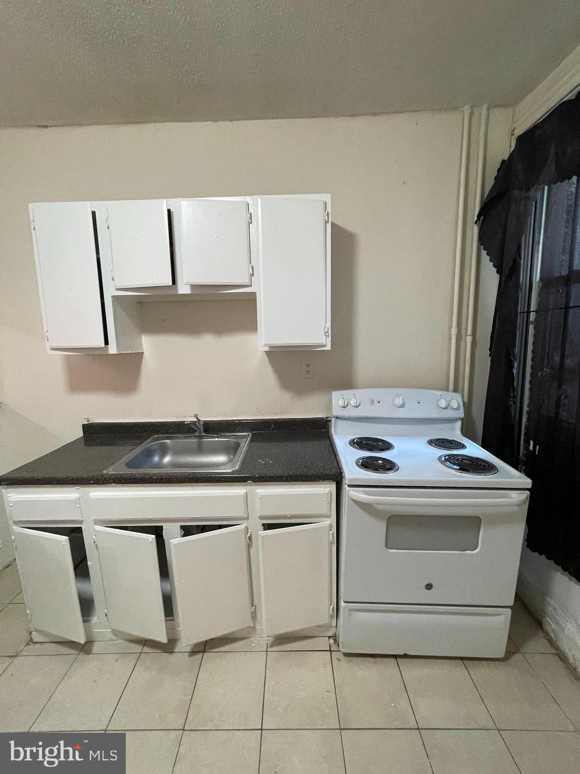 KENSINGTON - Residential Income