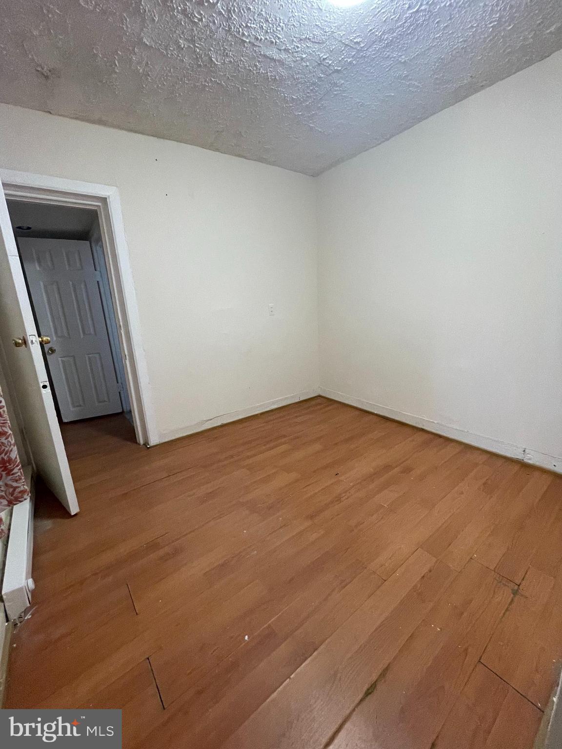 KENSINGTON - Residential Income