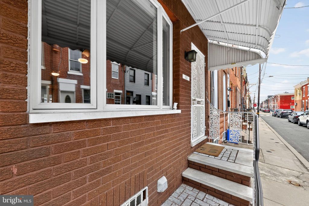 Photo of 352 Tree Street, PHILADELPHIA, PA 19148 (MLS # PAPH2558082)