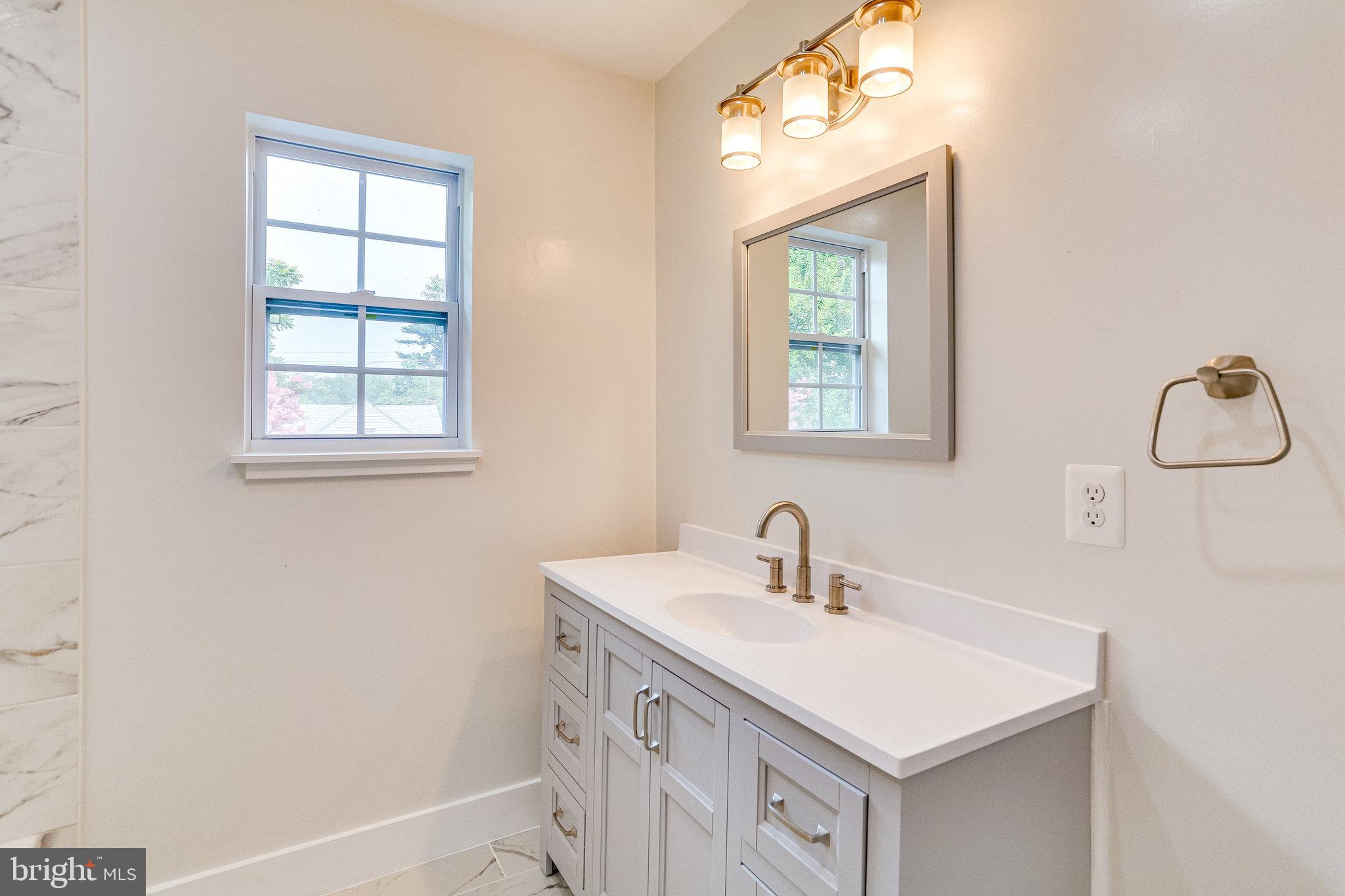 RIVERDALE PARK - Residential