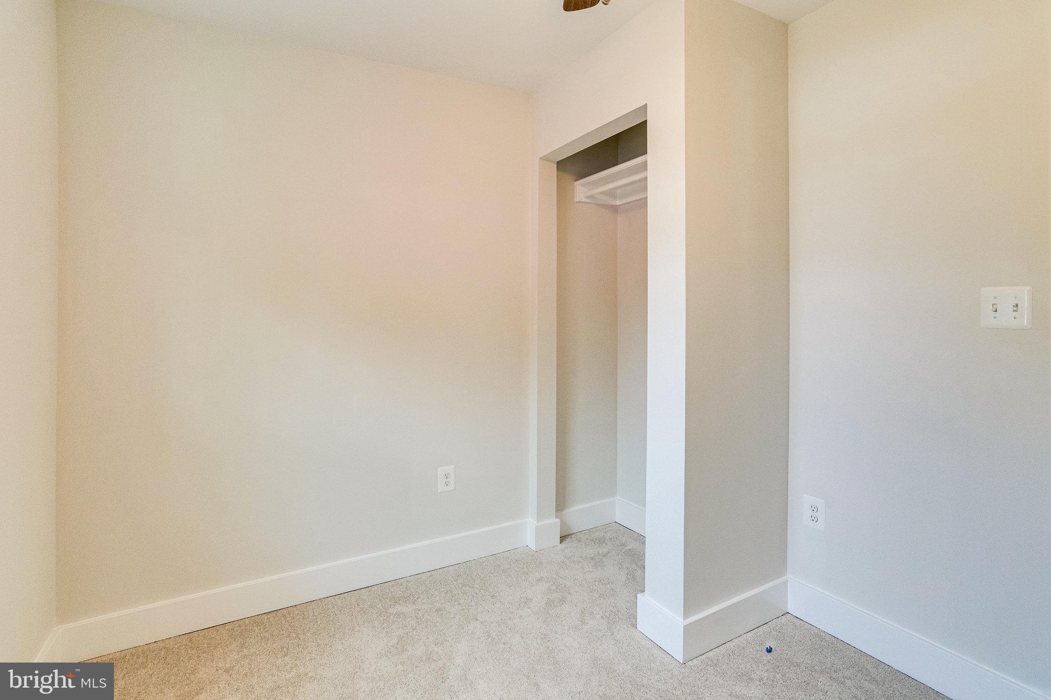 RIVERDALE PARK - Residential