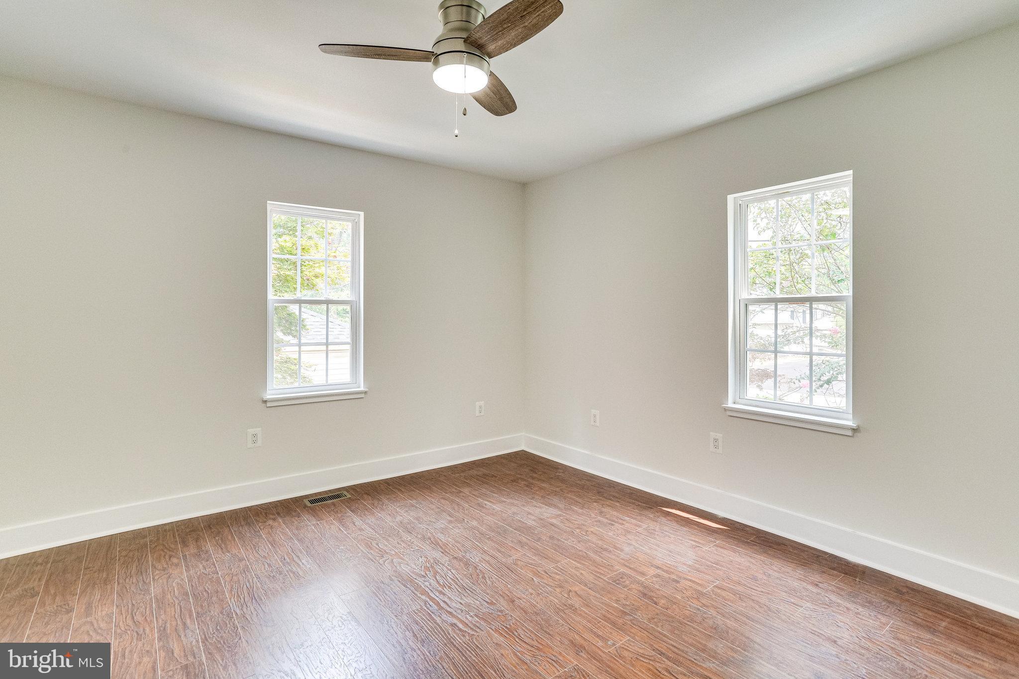 RIVERDALE PARK - Residential