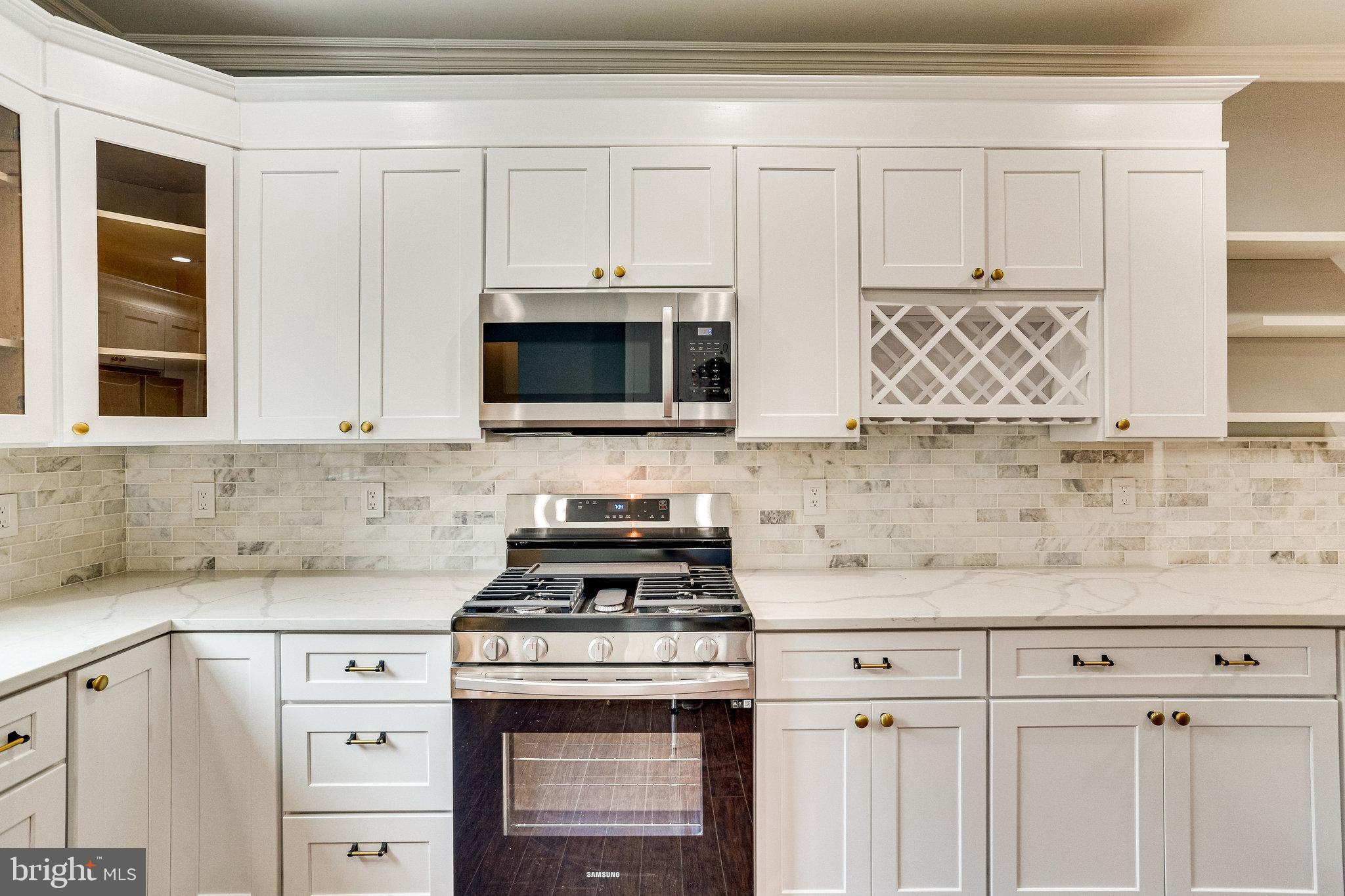 RIVERDALE PARK - Residential