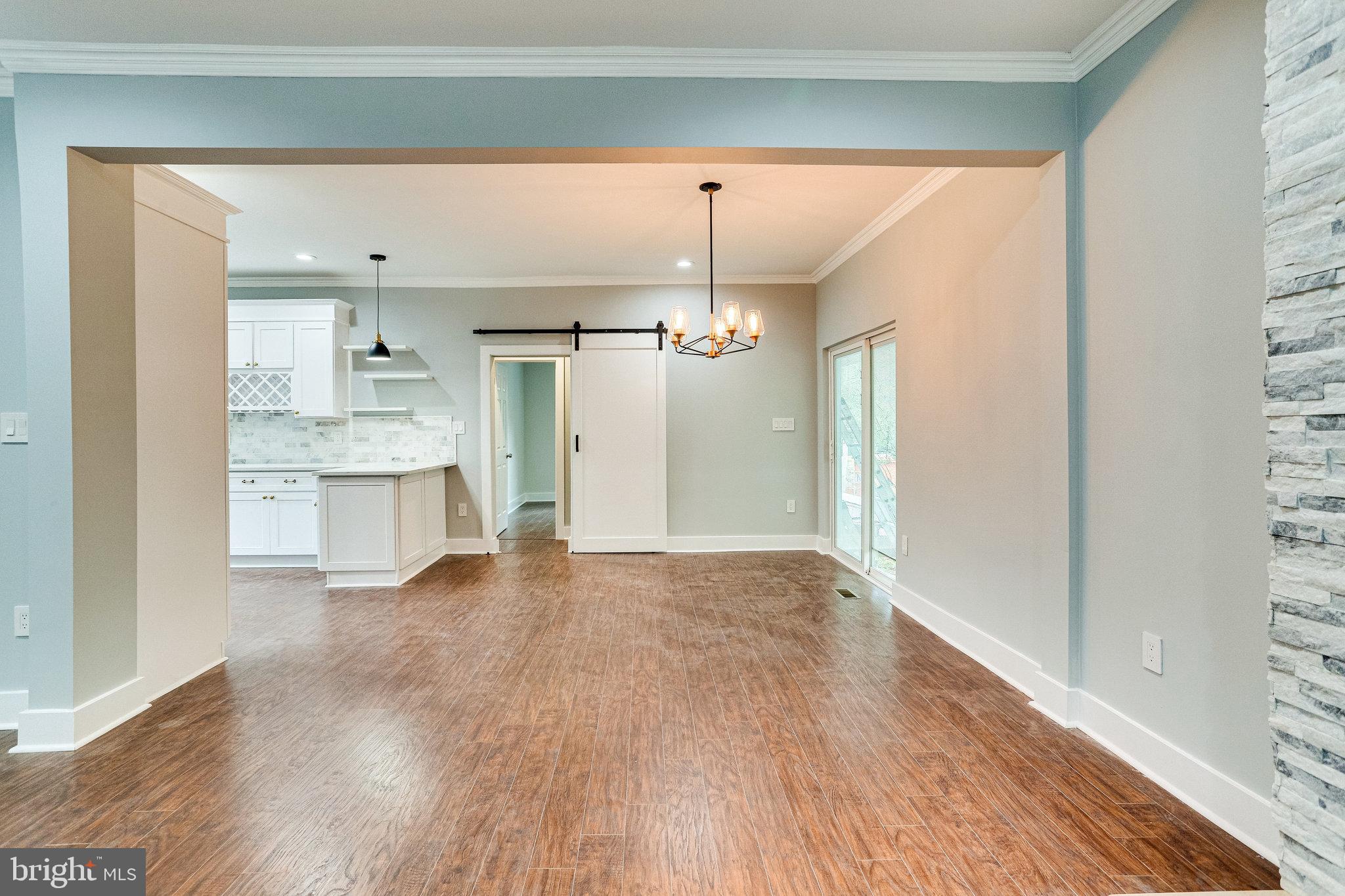 RIVERDALE PARK - Residential