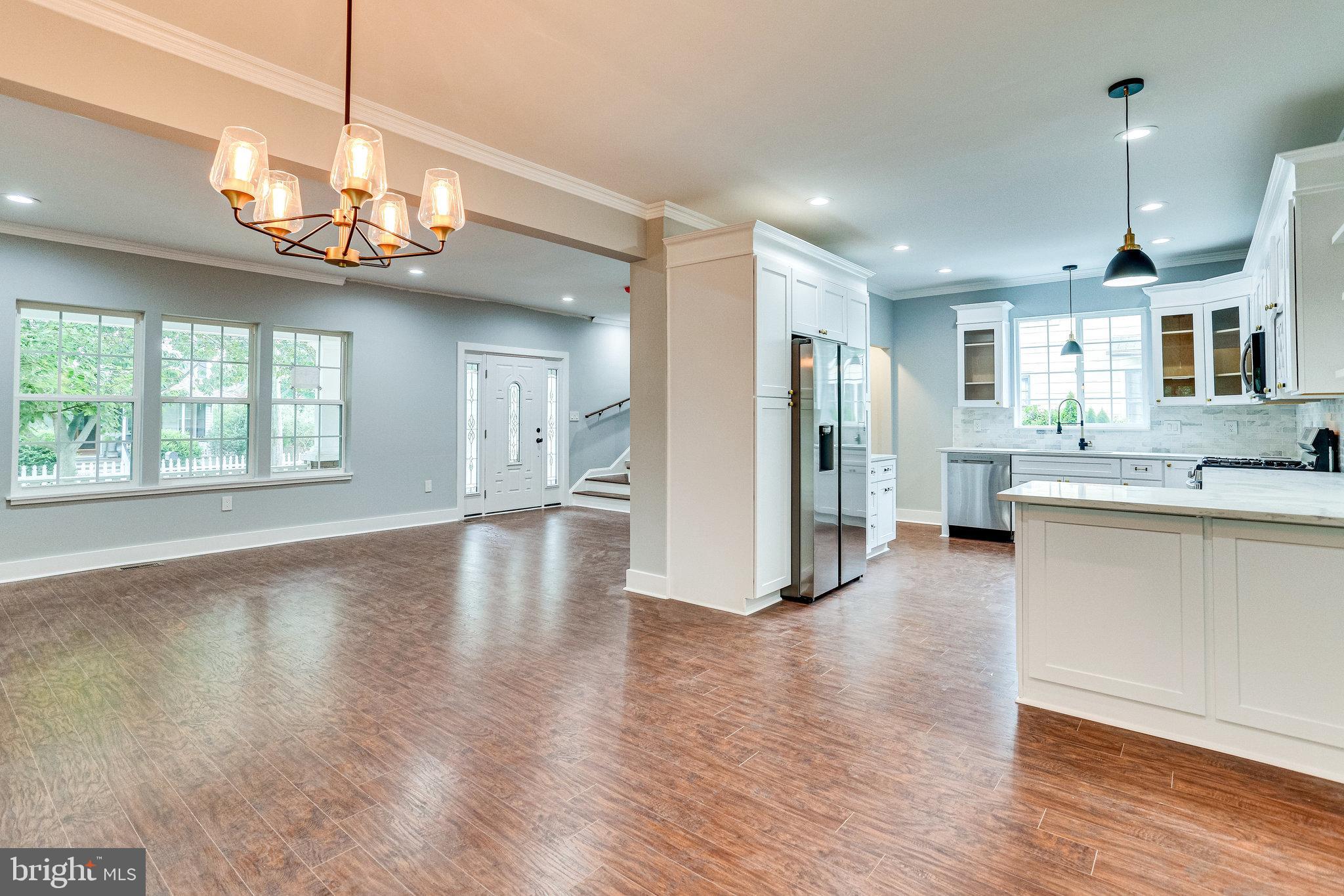 RIVERDALE PARK - Residential