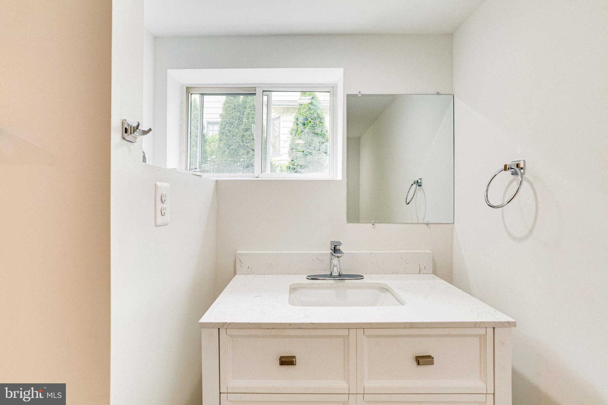 RIVERDALE PARK - Residential