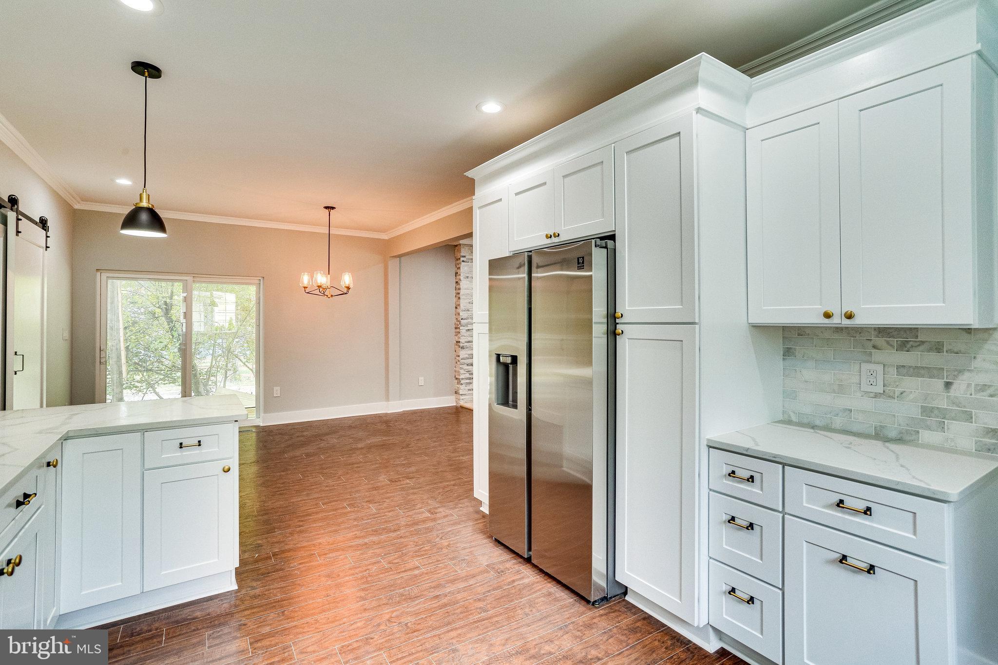 RIVERDALE PARK - Residential