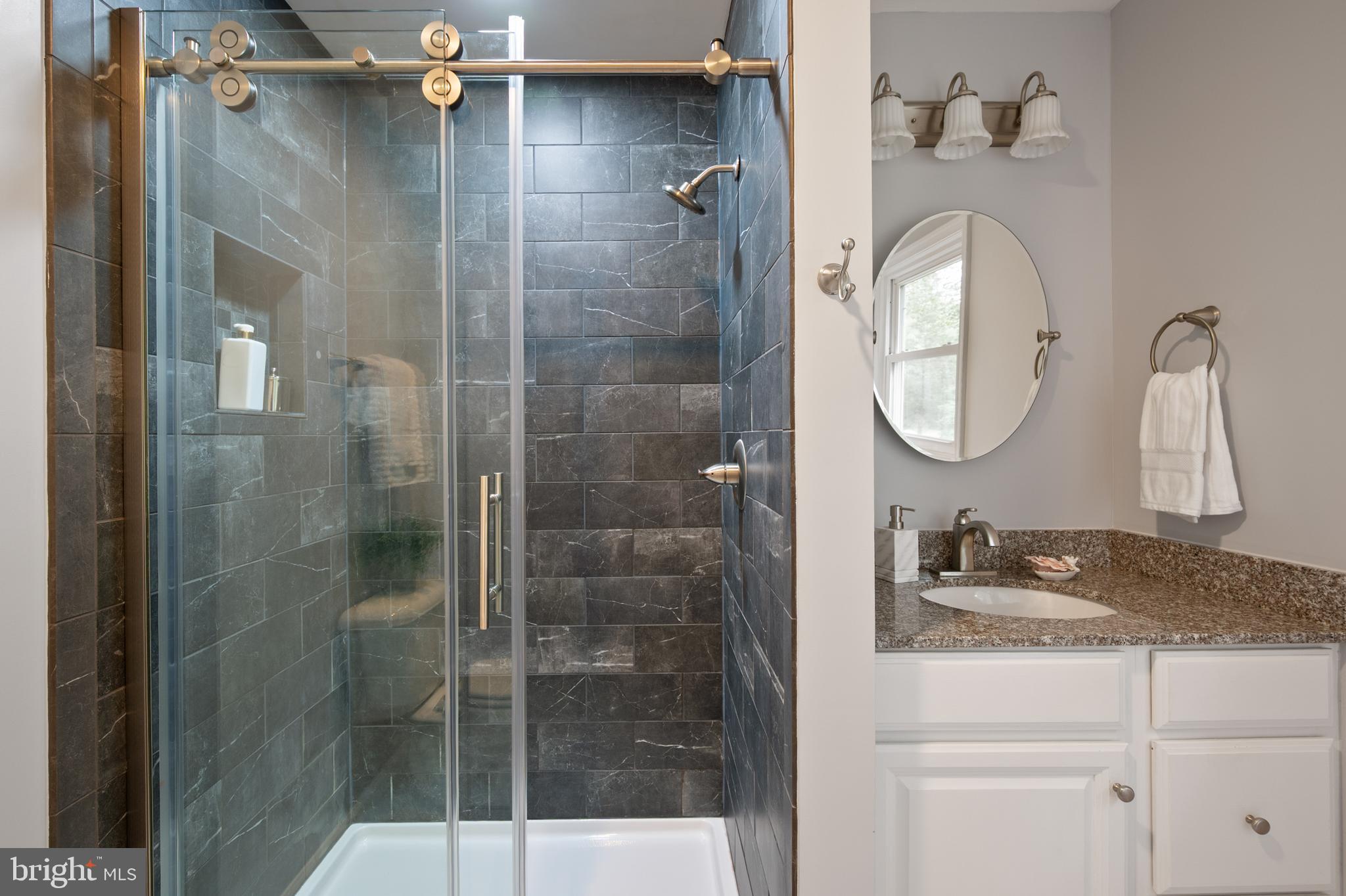 LAKE ARROWHEAD - Residential