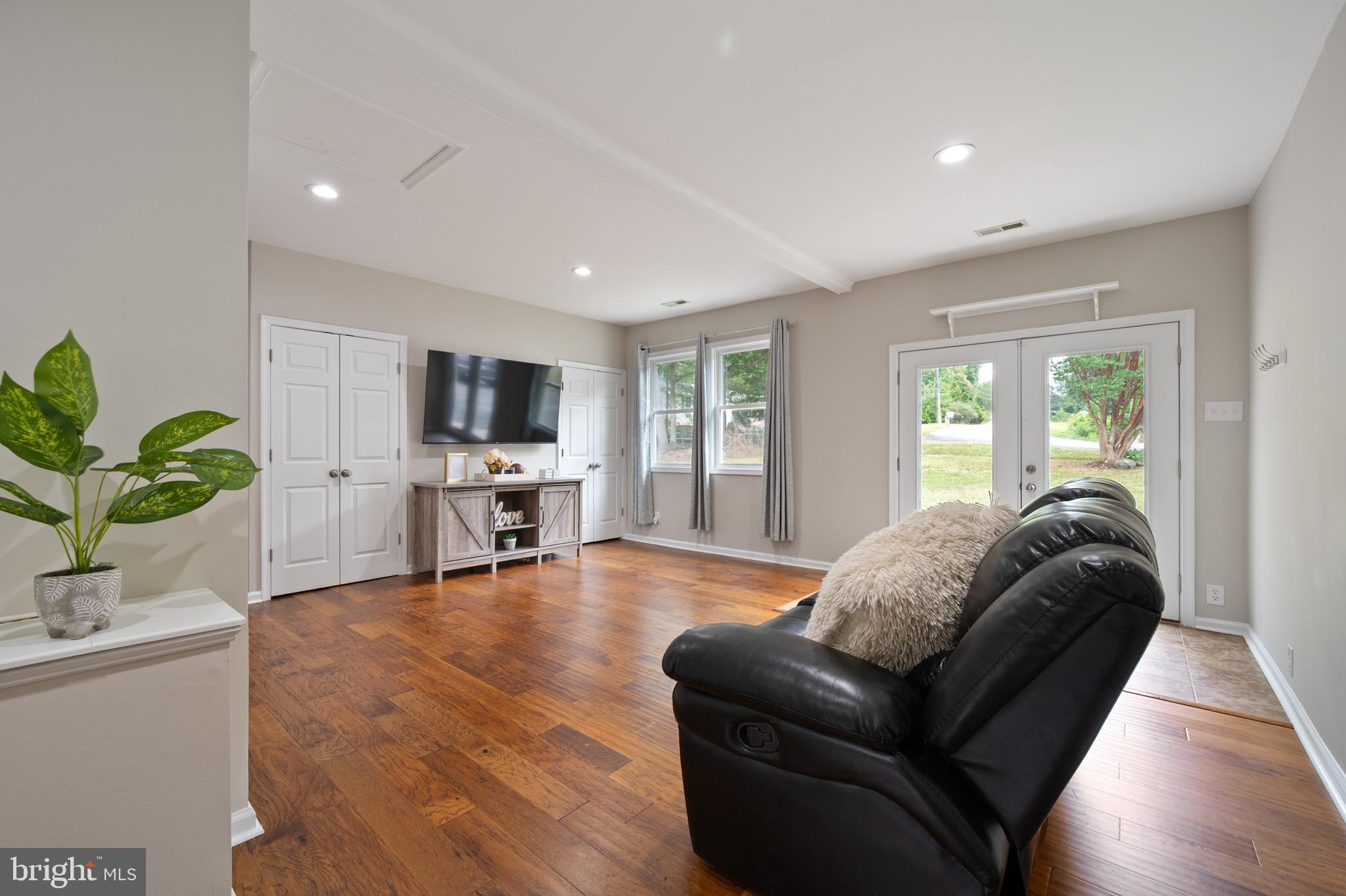 LAKE ARROWHEAD - Residential