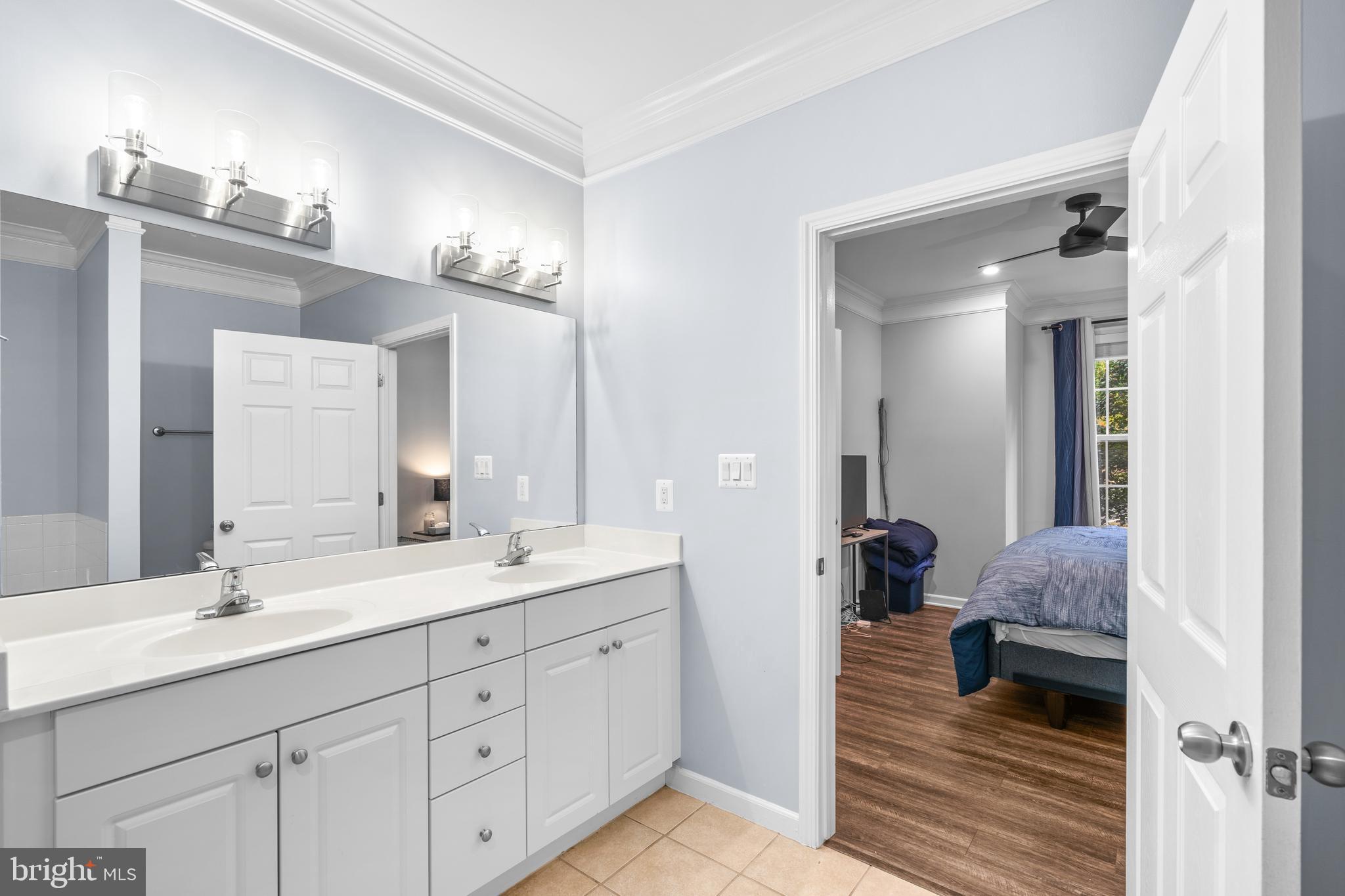 WESTCHESTER AT STRATFORD - Residential Lease