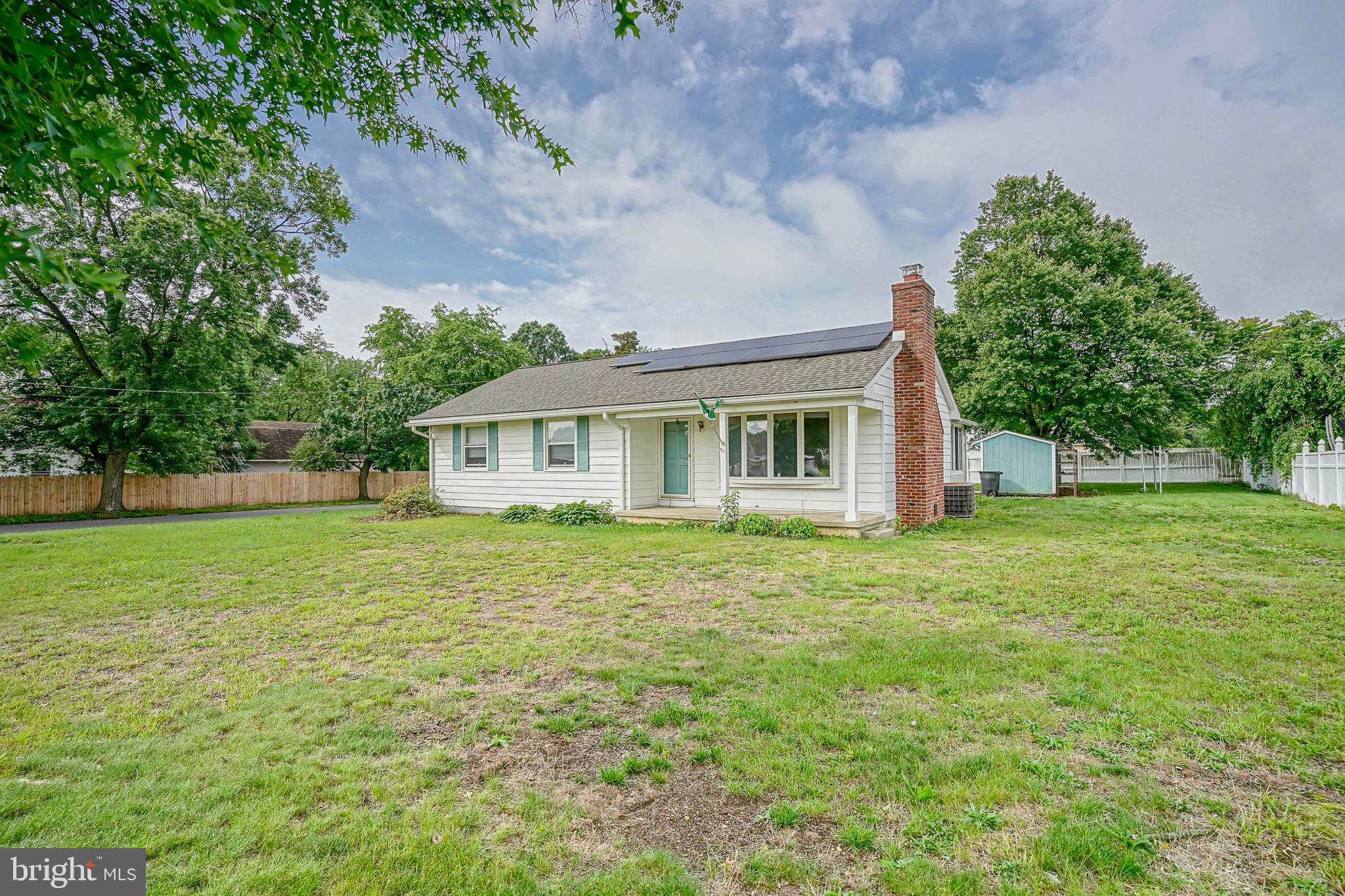25 HAYES AVENUE