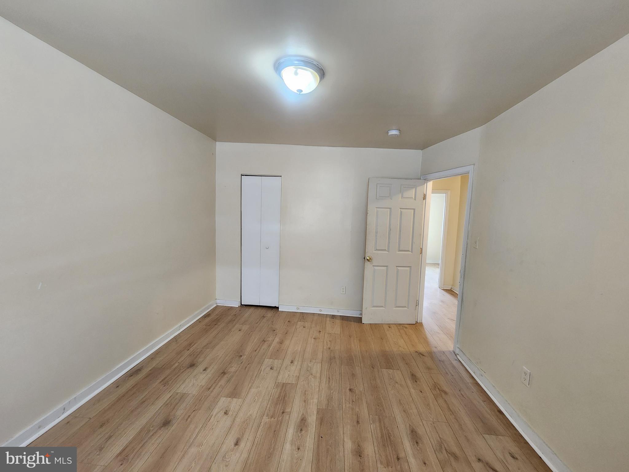 WOODMERE - Residential