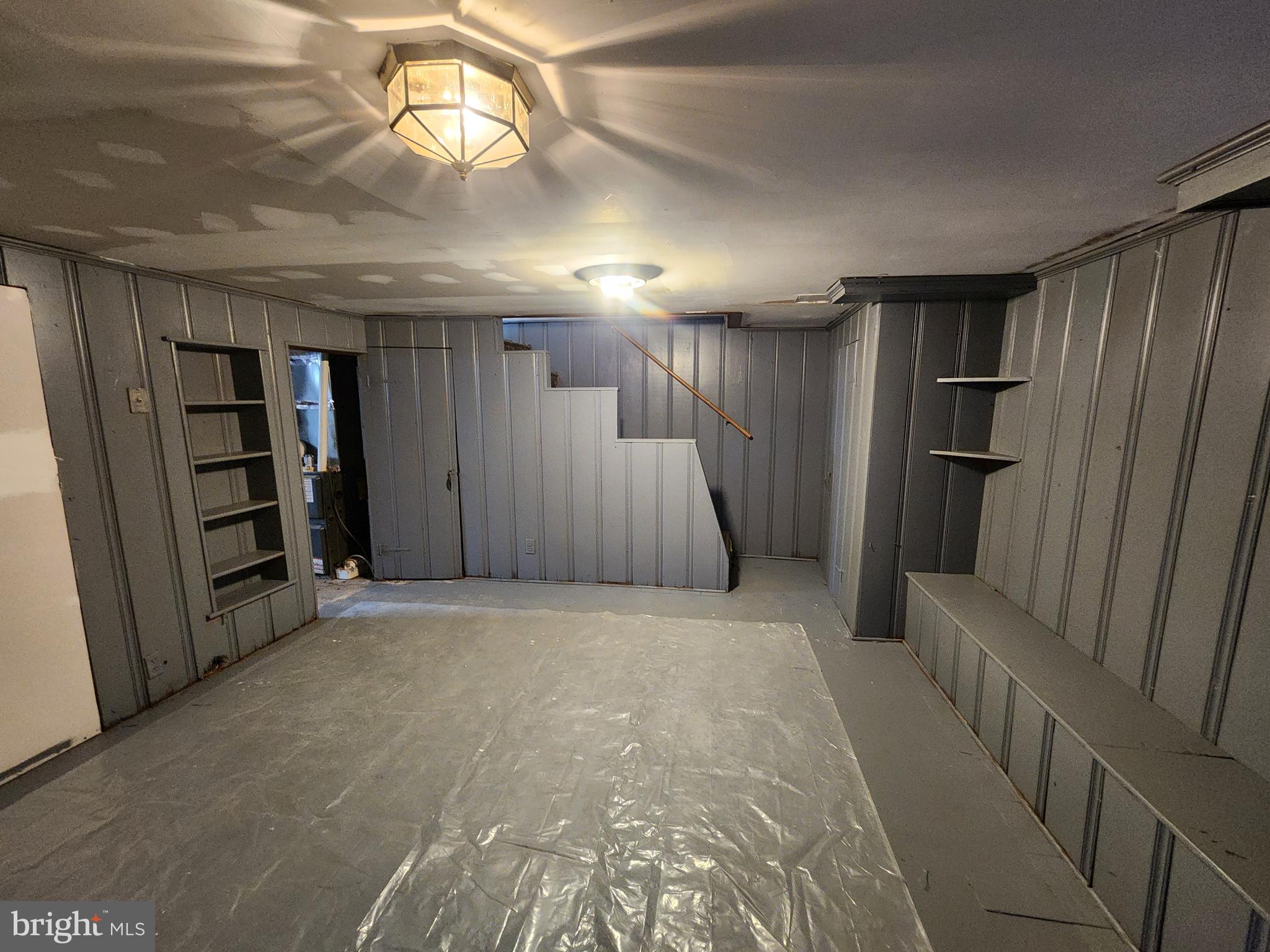 WOODMERE - Residential