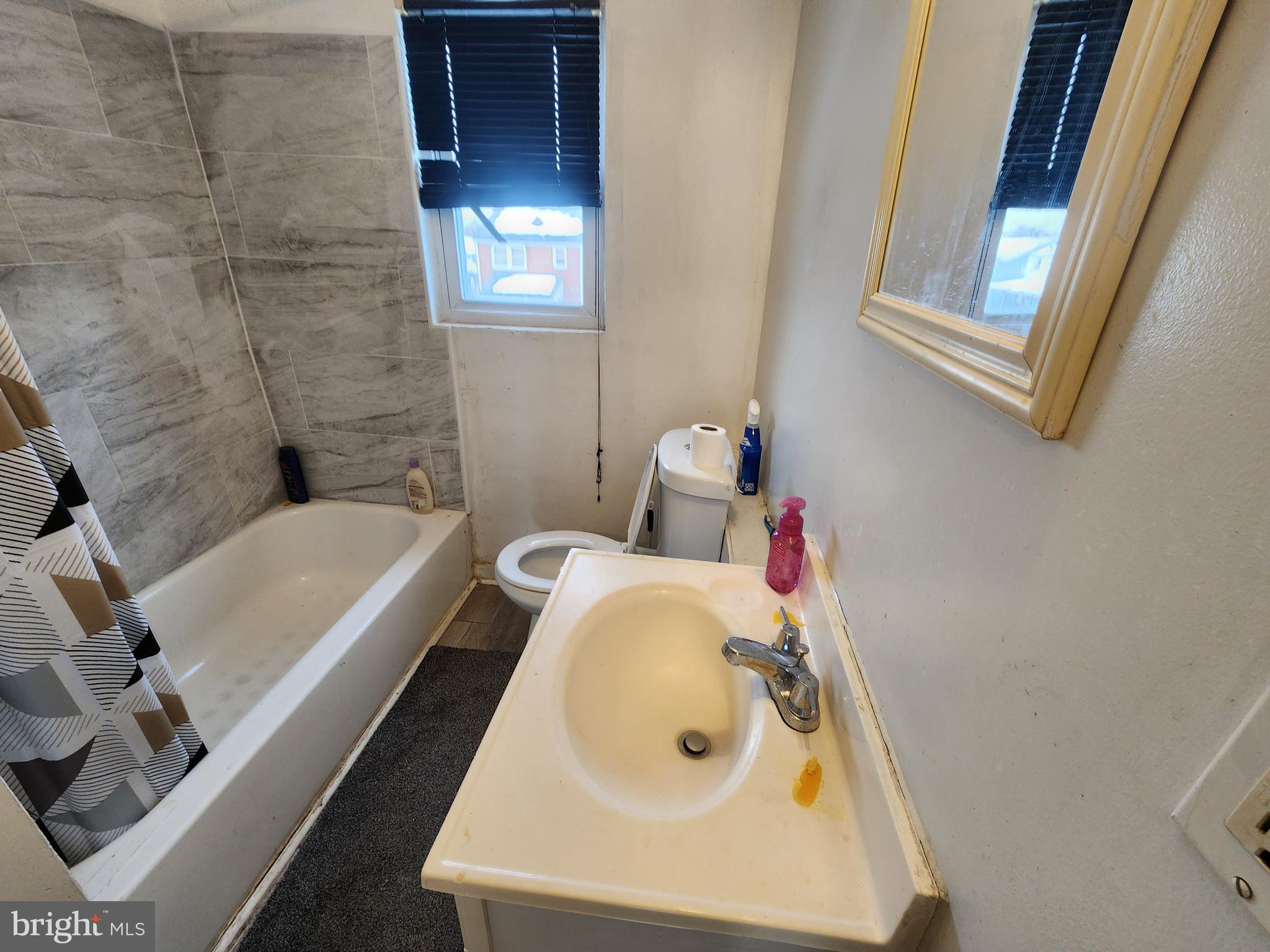 WOODMERE - Residential