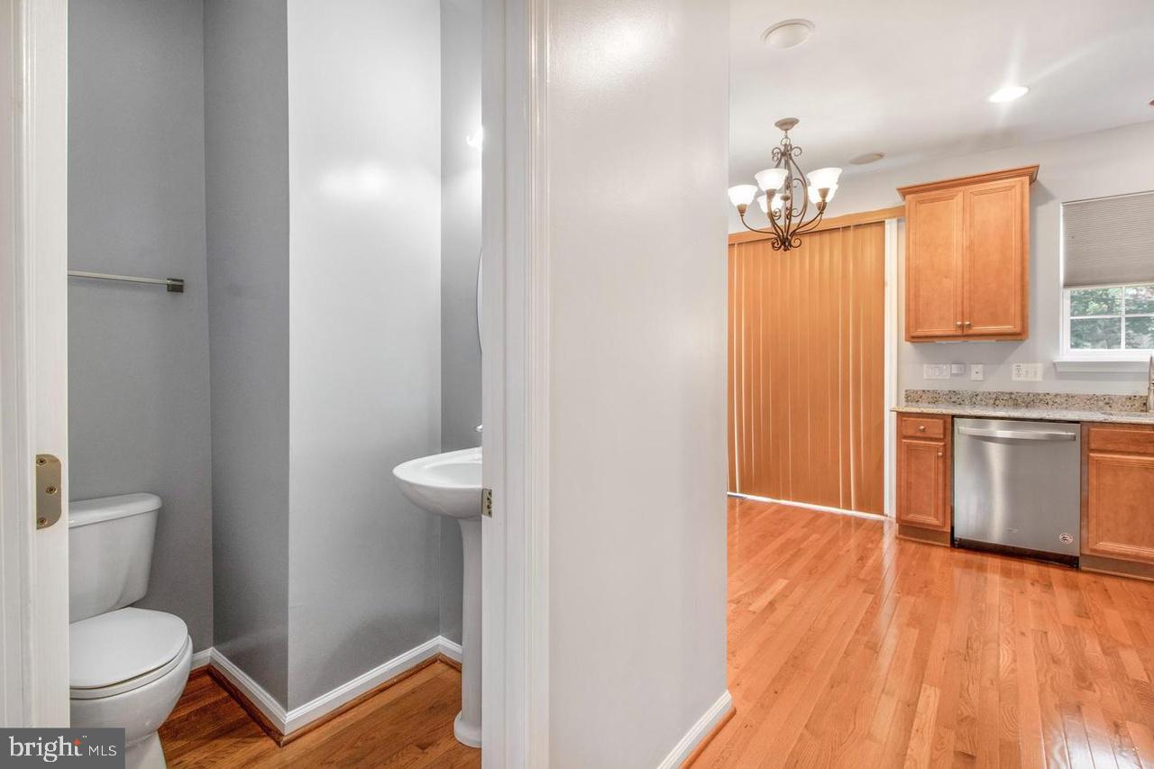 99 DANBURY STREET SW