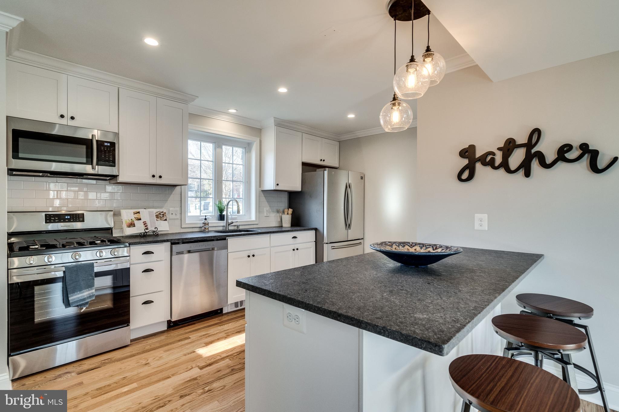 WARWICK VILLAGE - Residential