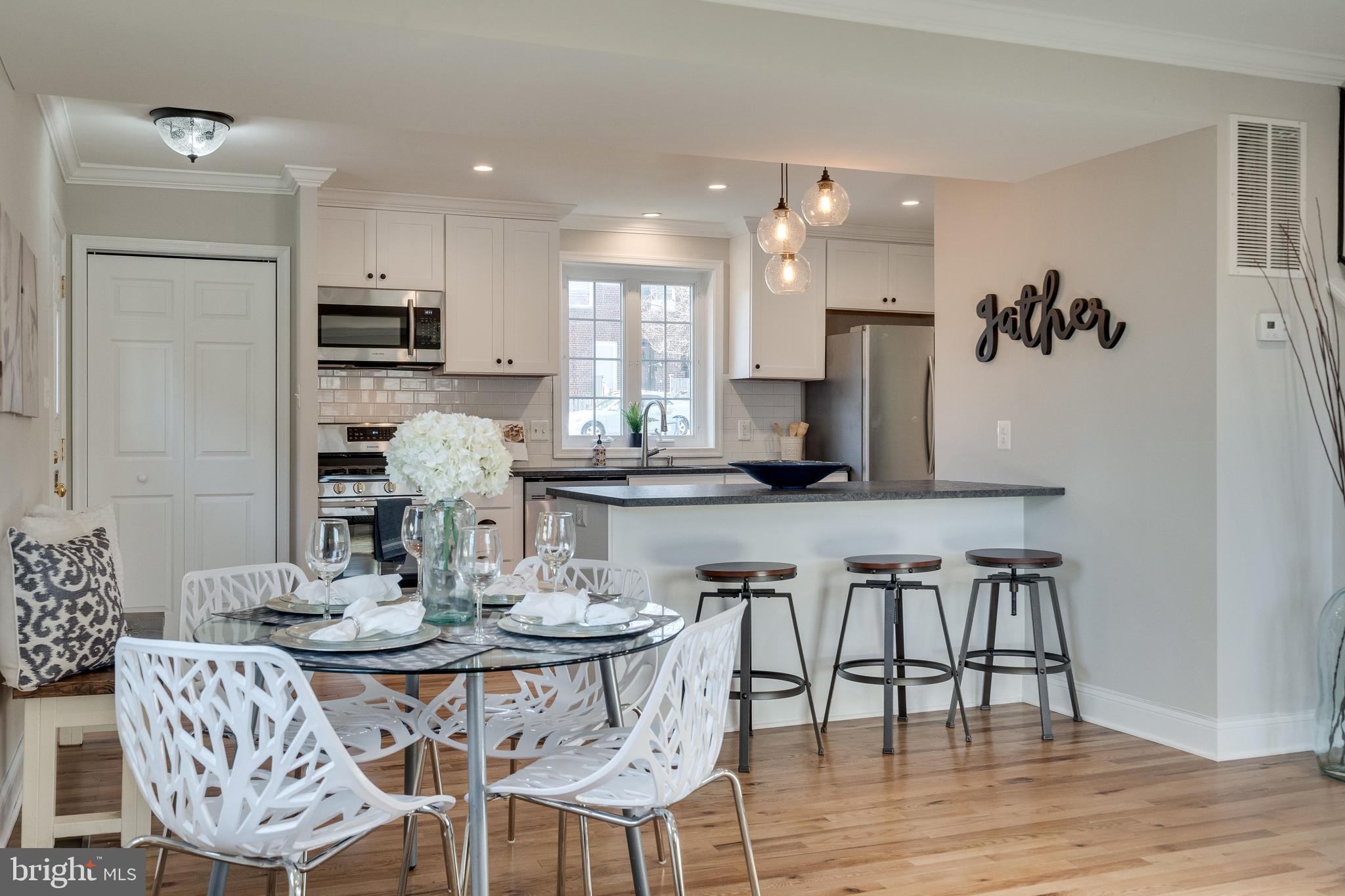 WARWICK VILLAGE - Residential