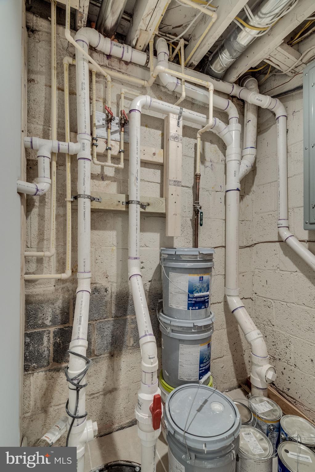 WARWICK VILLAGE - Residential