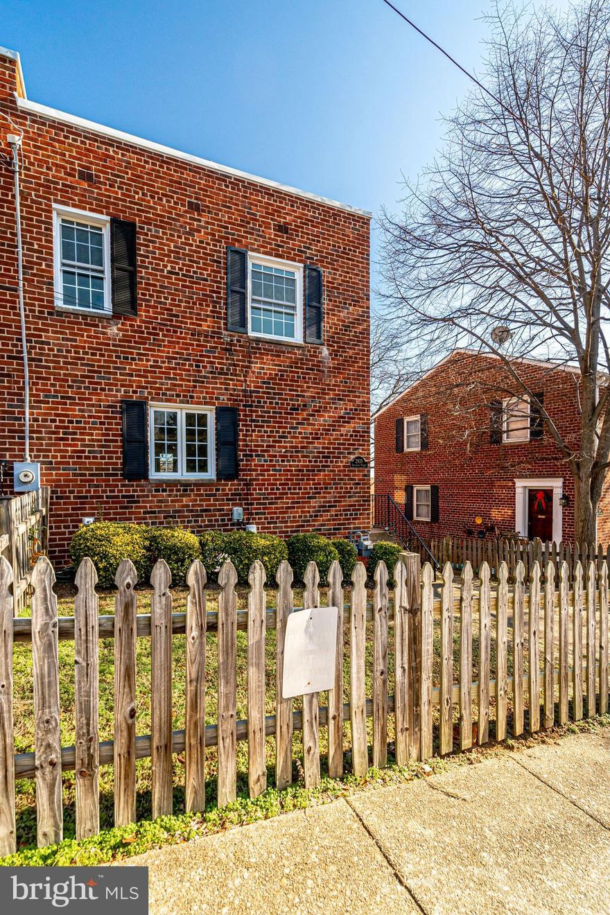 Enjoy the all that Del Ray, Alexandria has to offer in this fabulous light-drenched 3 bedroom, 2 bath FULLY renovated Warwick Village end unit with walk out basement! This one has it ALL - brand new top-to-bottom renovation restored to perfection with beautiful open concept design and brand new plumbing throughout (including waste stack!), brand new central HVAC and duct work, brand new SS Samsung appliances, leathered granite, new hardwood floors on main and newly refinished hardwoods on upper level, crown molding, new marble bath in basement, newly renovated marble bath upstairs, new recessed lighting, new water heater, new washer/dryer, storage galore with custom closets, pantry, and loads of ceiling-height cabinets and drawers. Double pane windows. Flat, fenced landscaped yard with slate patio. Smart basement design with tiled utility room and access to both windows - water heater moved under the stairs! So close to the shops and restaurants of Del Ray, multiple neighborhood parks and renovated Warwick Pool! Beautiful touches throughout - get excited, this is the Warwick Village home you have been dreaming of! Agent/owner.