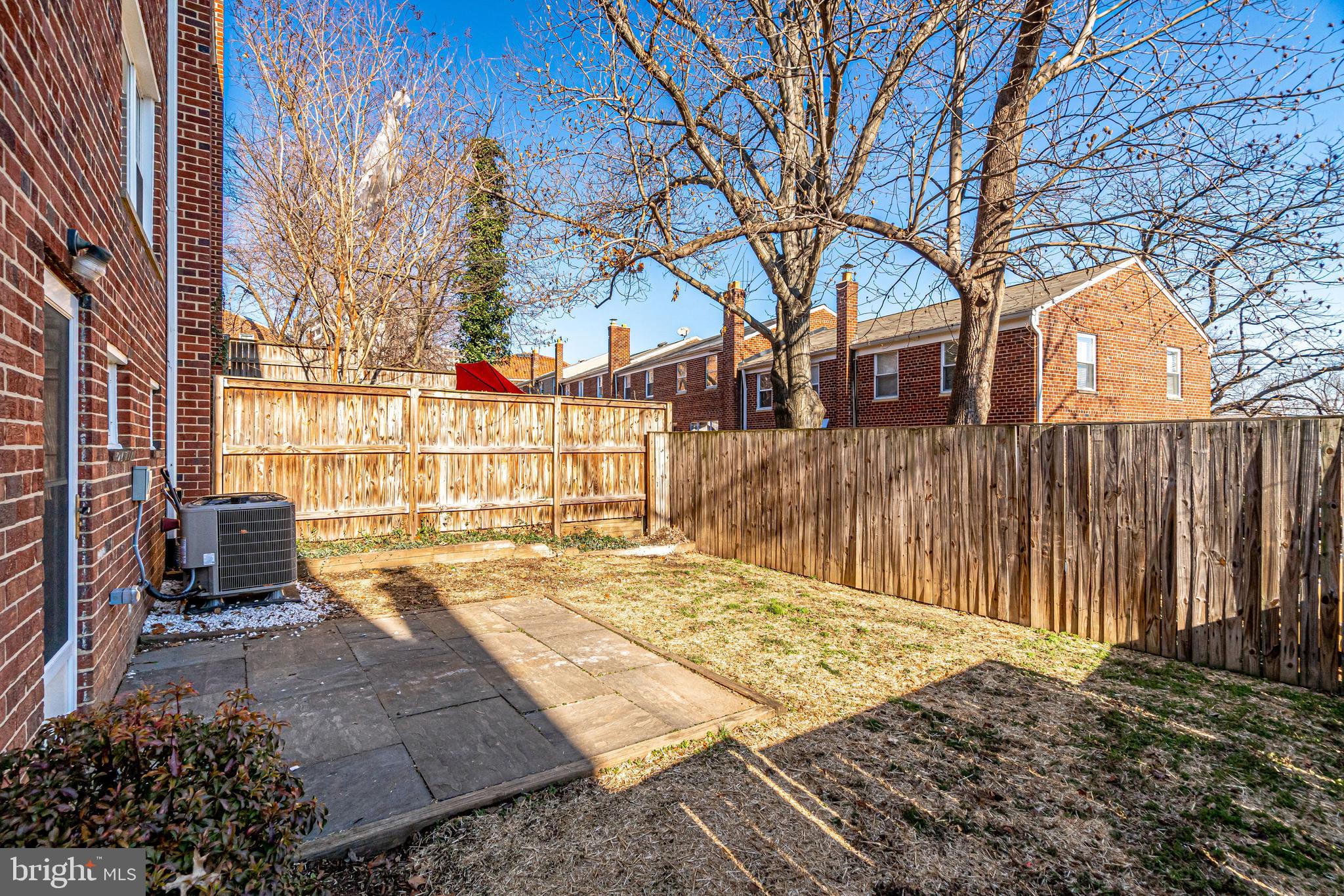 WARWICK VILLAGE - Residential