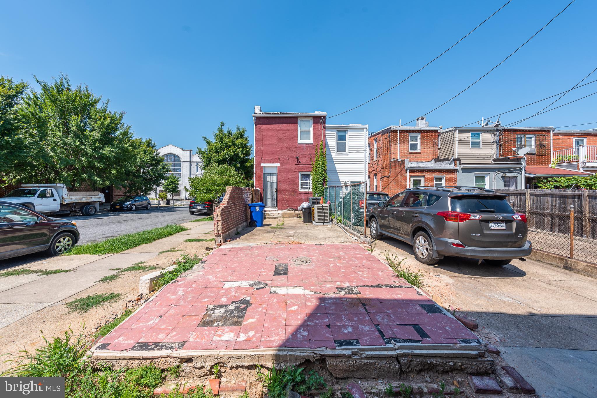 HIGHLANDTOWN - Residential