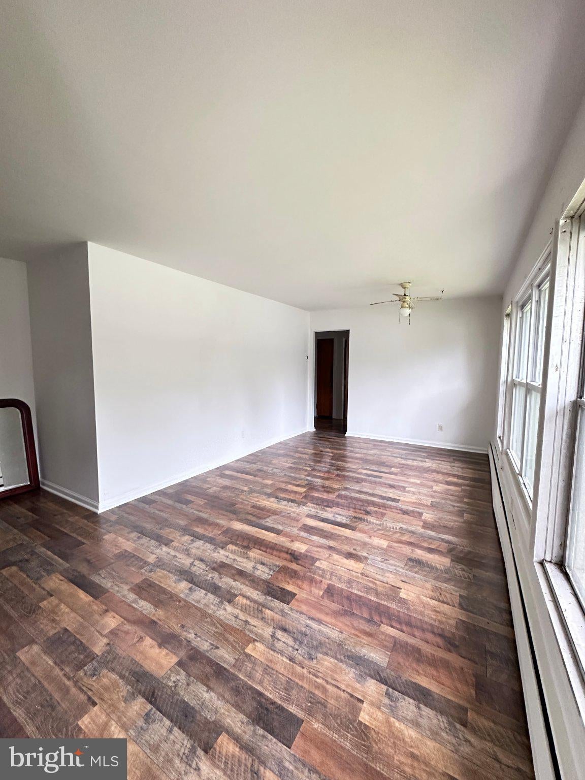 238 S GOVERNORS BOULEVARD