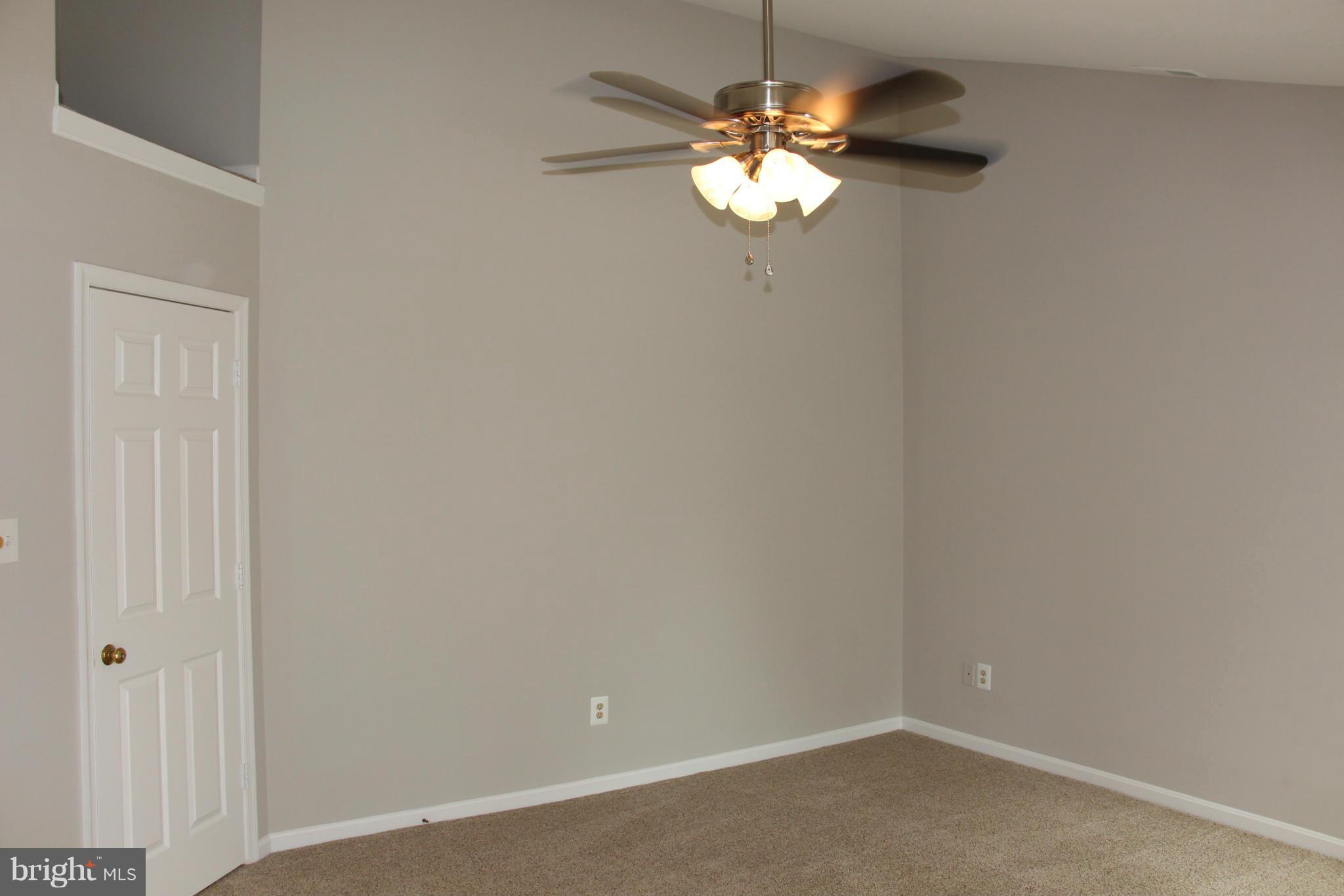 SOUTH RUN OAKS - Residential