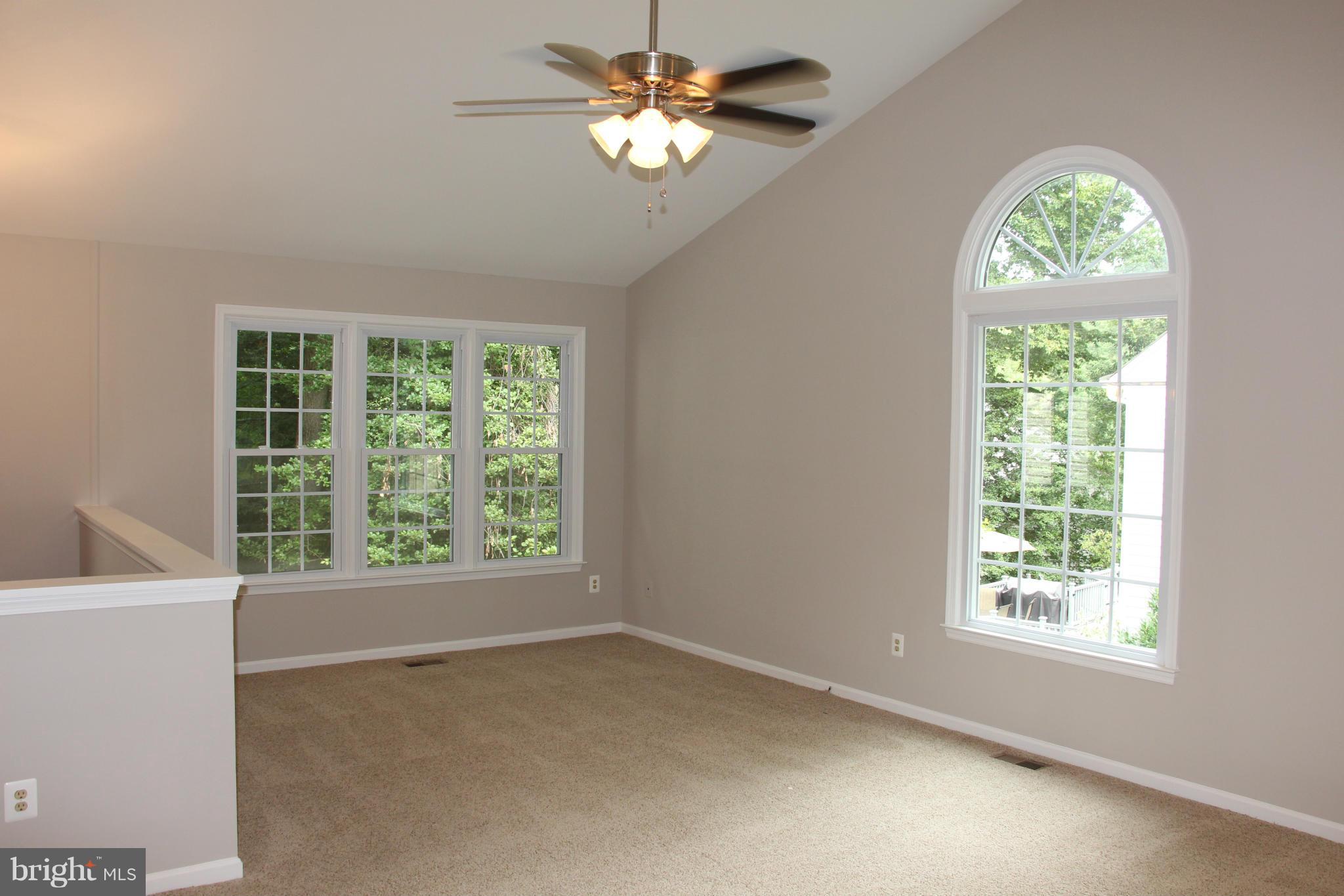 SOUTH RUN OAKS - Residential