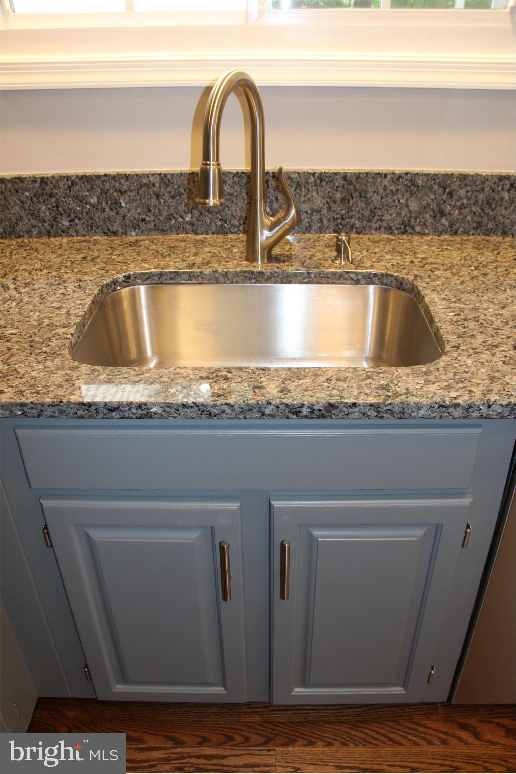 SOUTH RUN OAKS - Residential