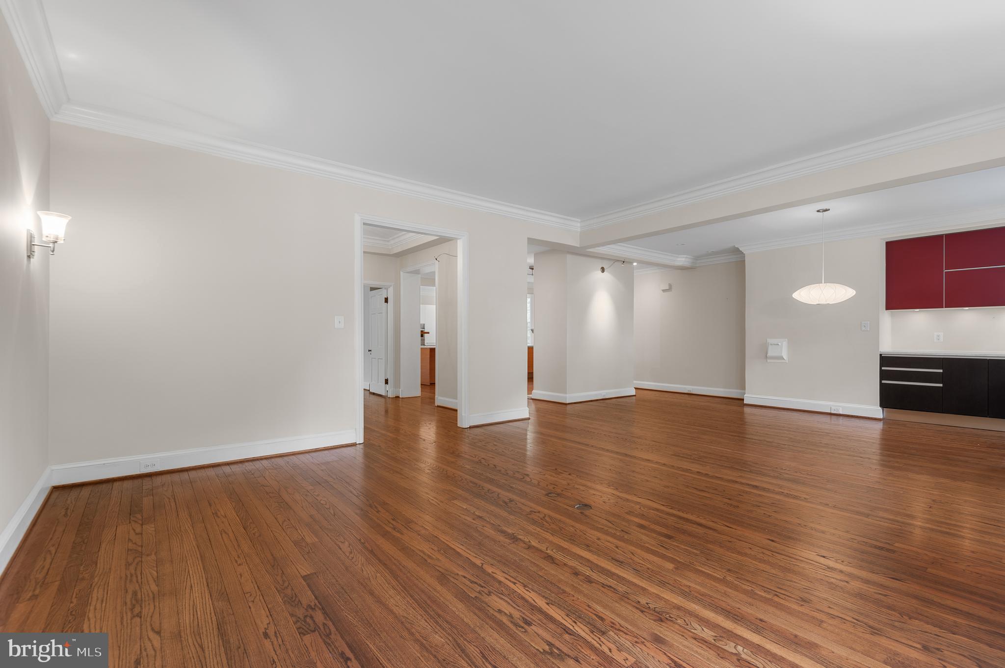 ROLAND PARK - Residential Lease