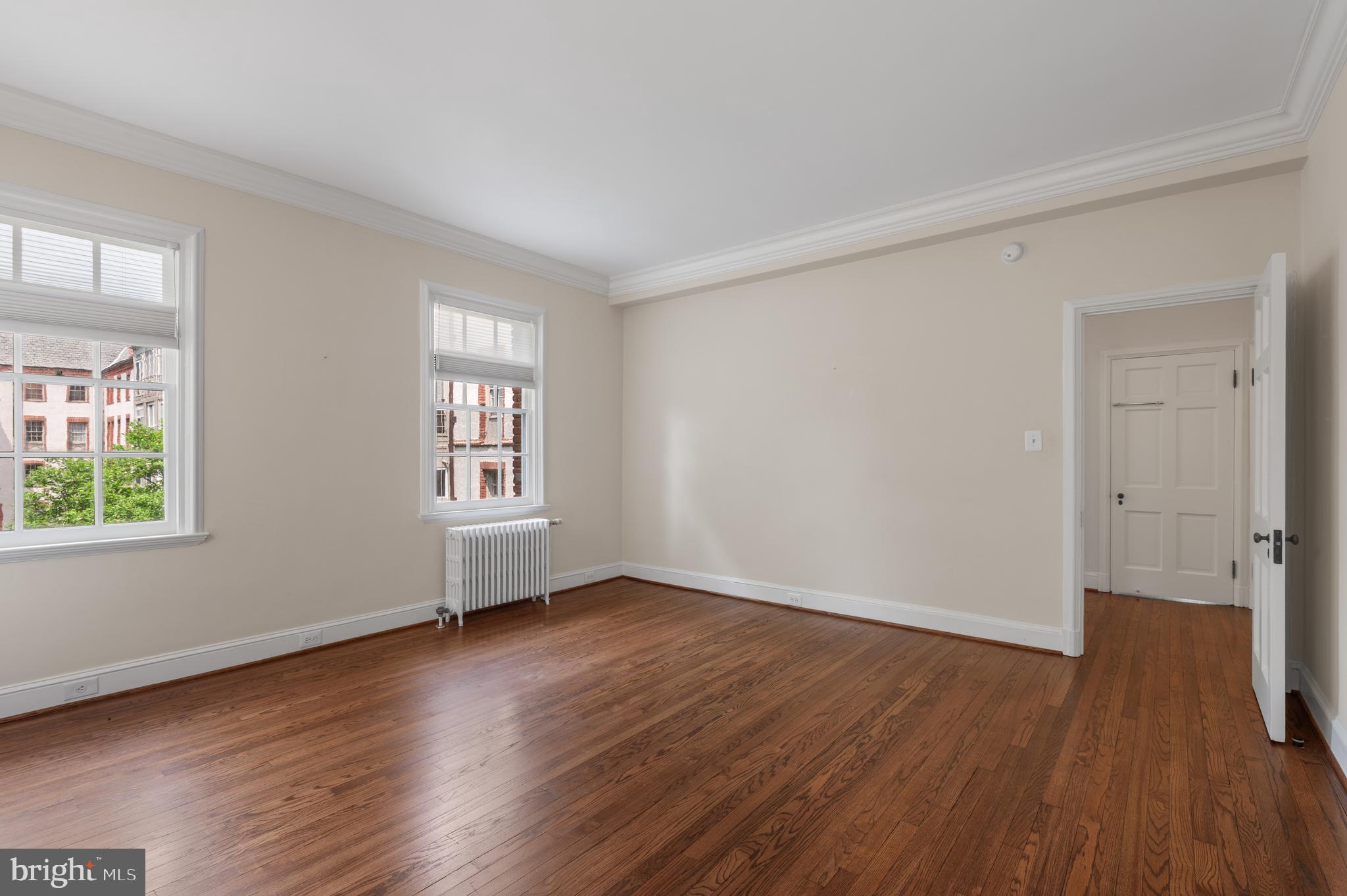ROLAND PARK - Residential Lease