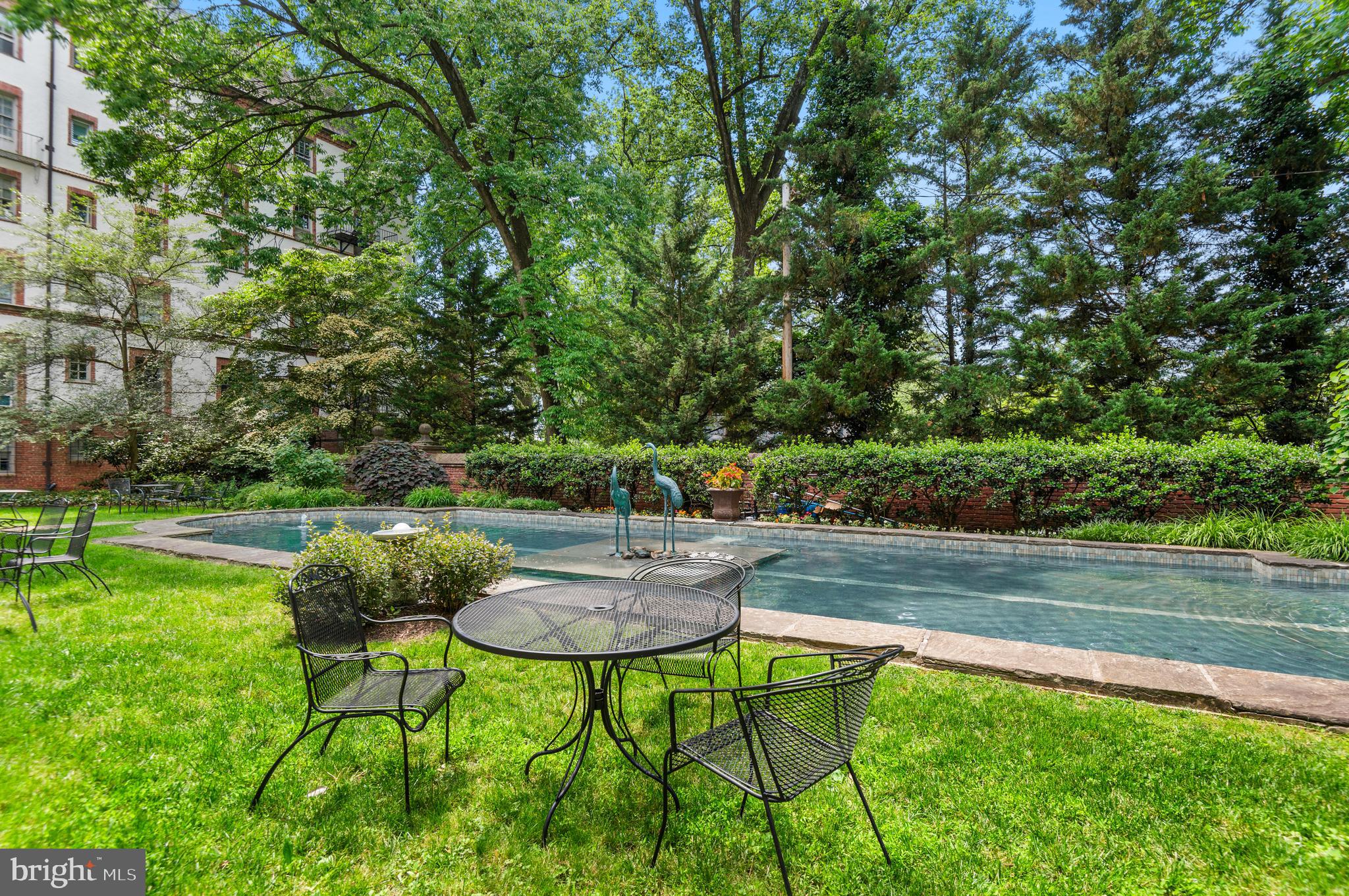 ROLAND PARK - Residential Lease
