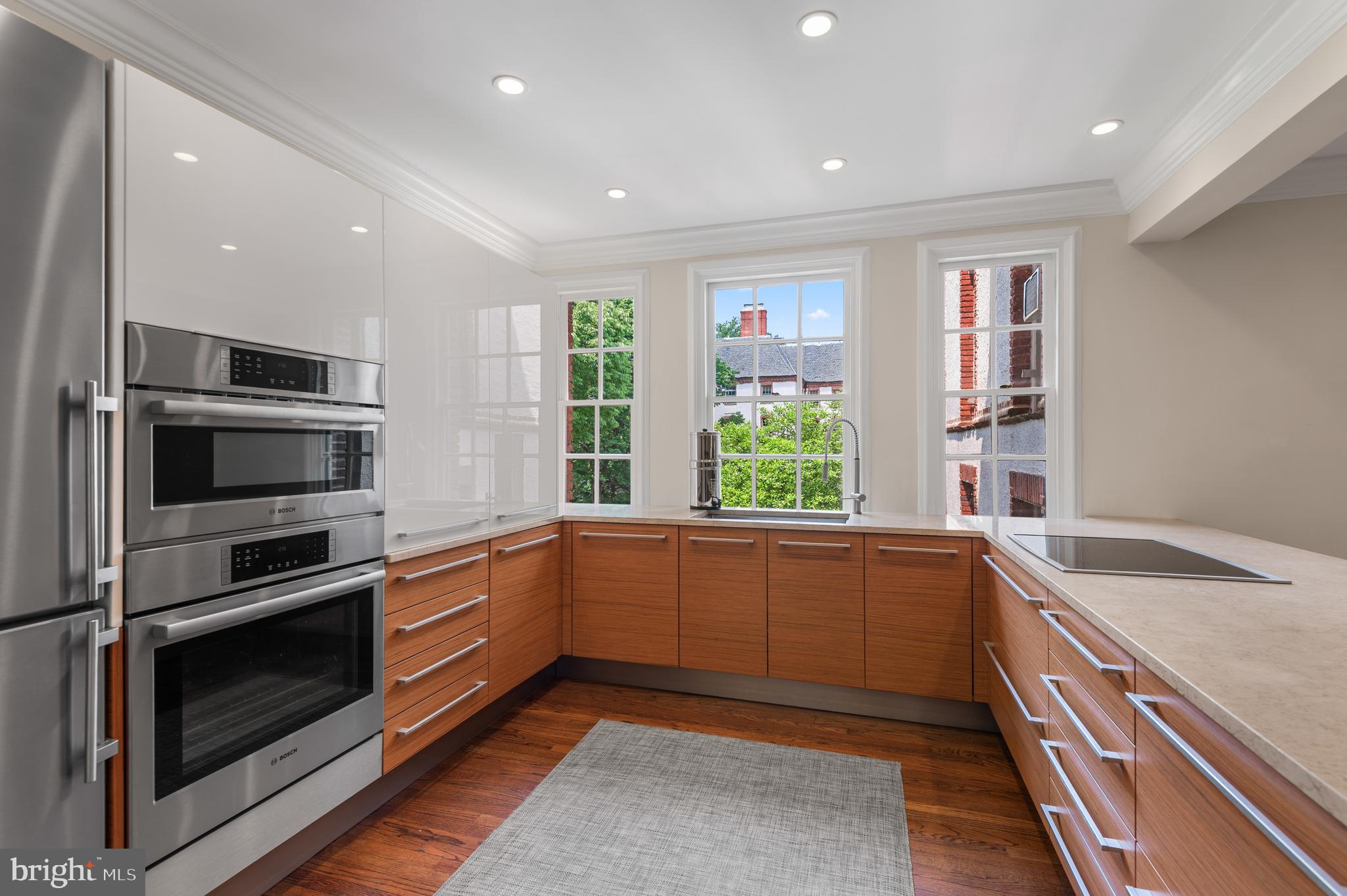 ROLAND PARK - Residential Lease