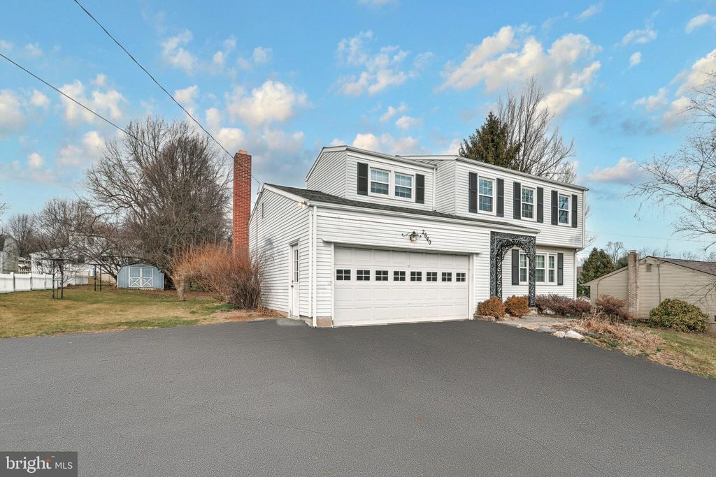 Photo of 2640 IRONVILLE PIKE, COLUMBIA, PA 17512 (MLS # PALA2030518)