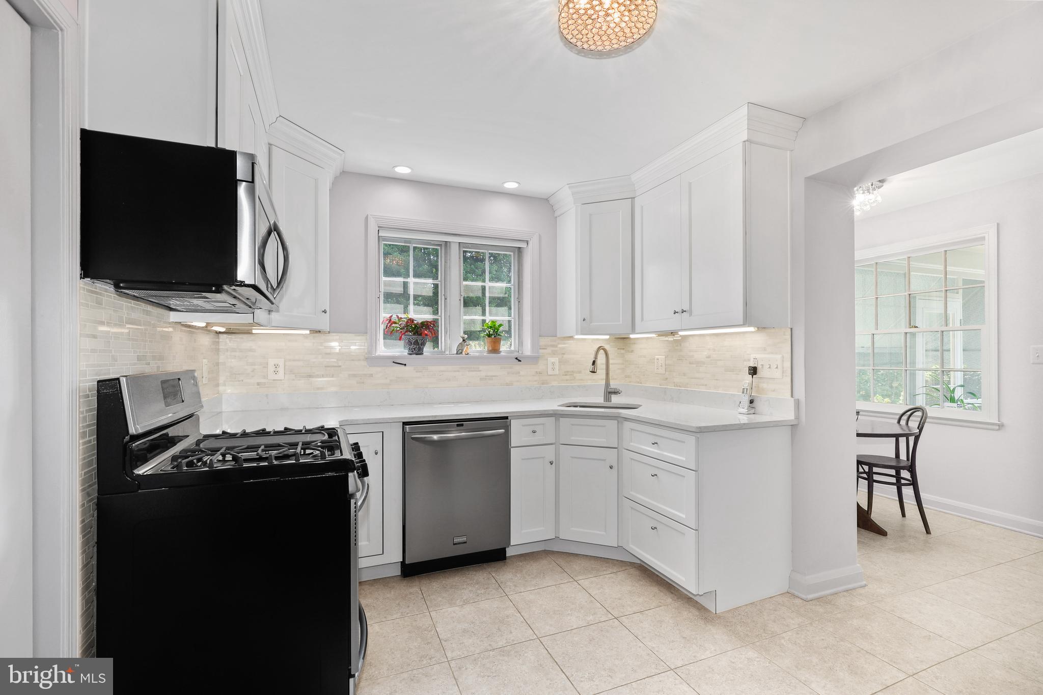 HOMELAND HISTORIC DISTRICT - Residential