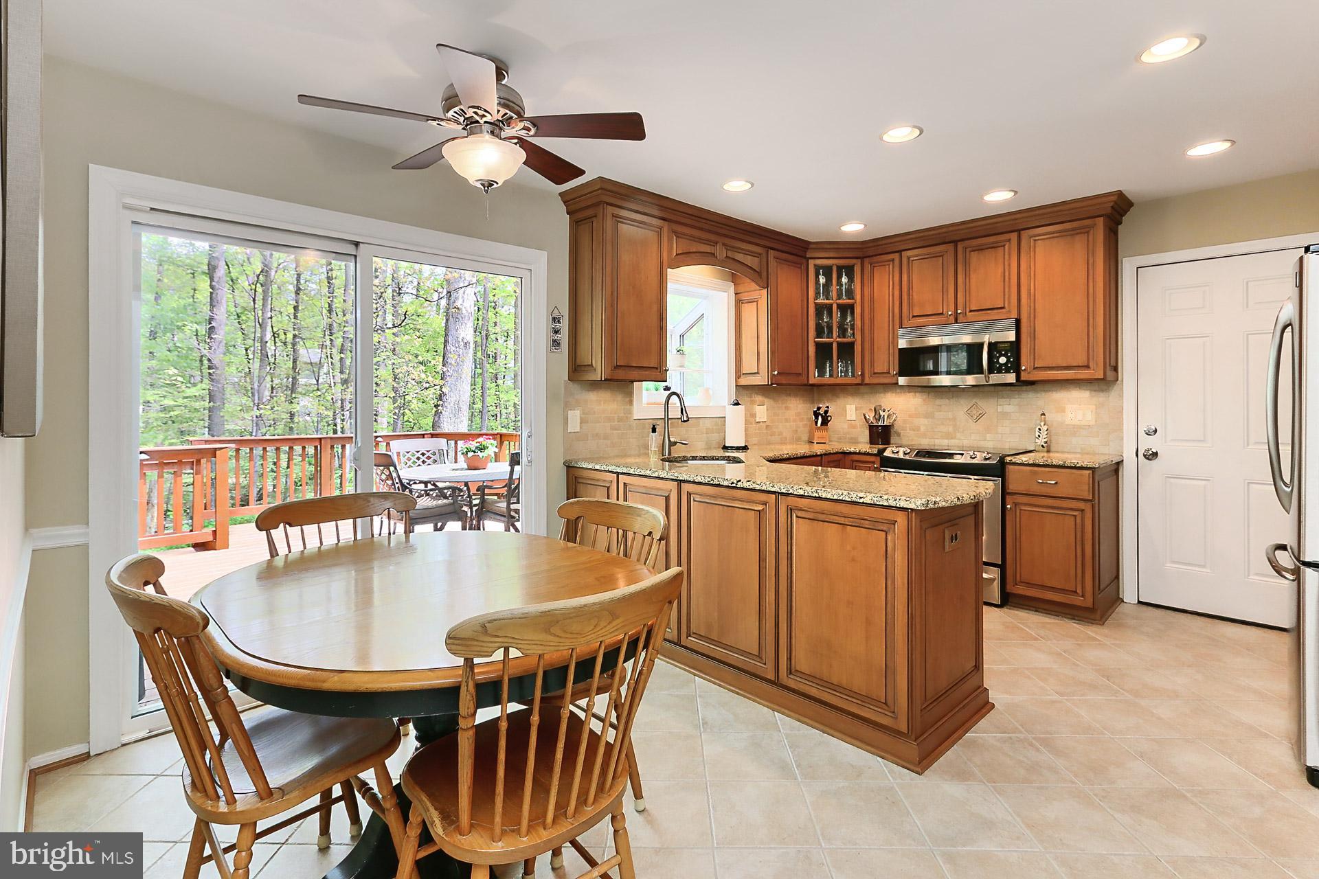 LAKEWOOD HILLS - Residential