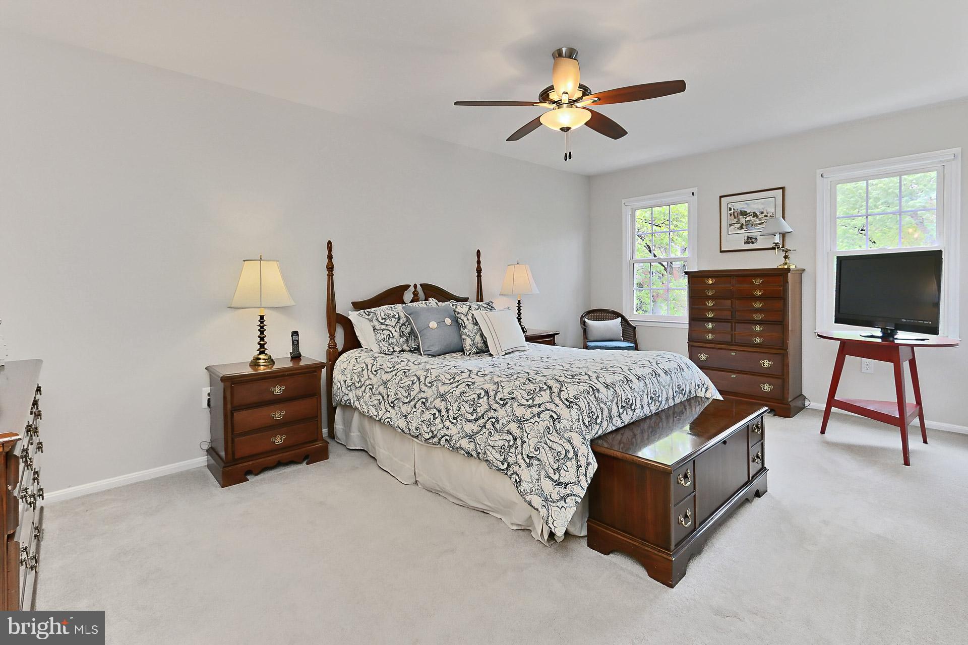 LAKEWOOD HILLS - Residential