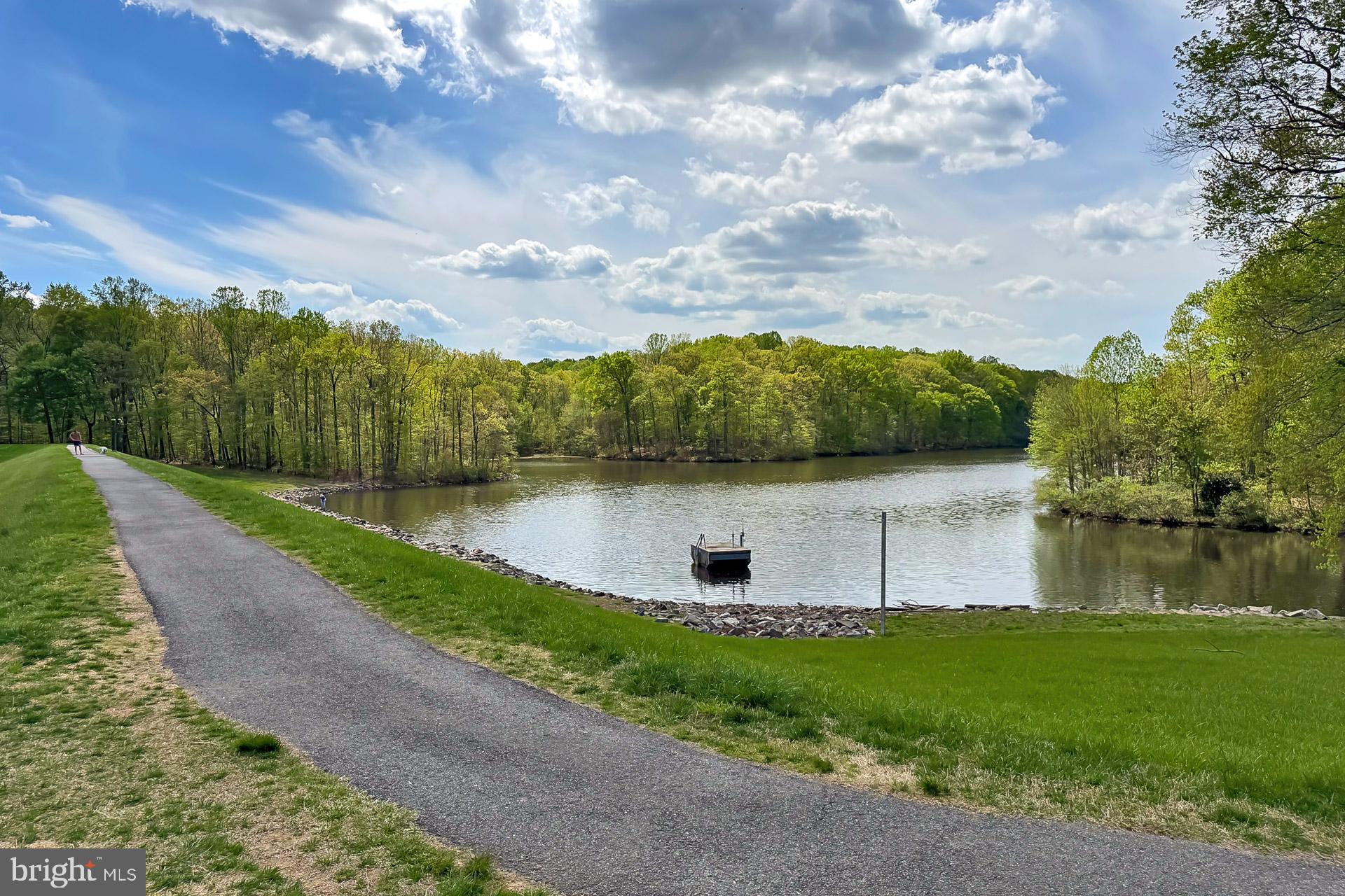 LAKEWOOD HILLS - Residential