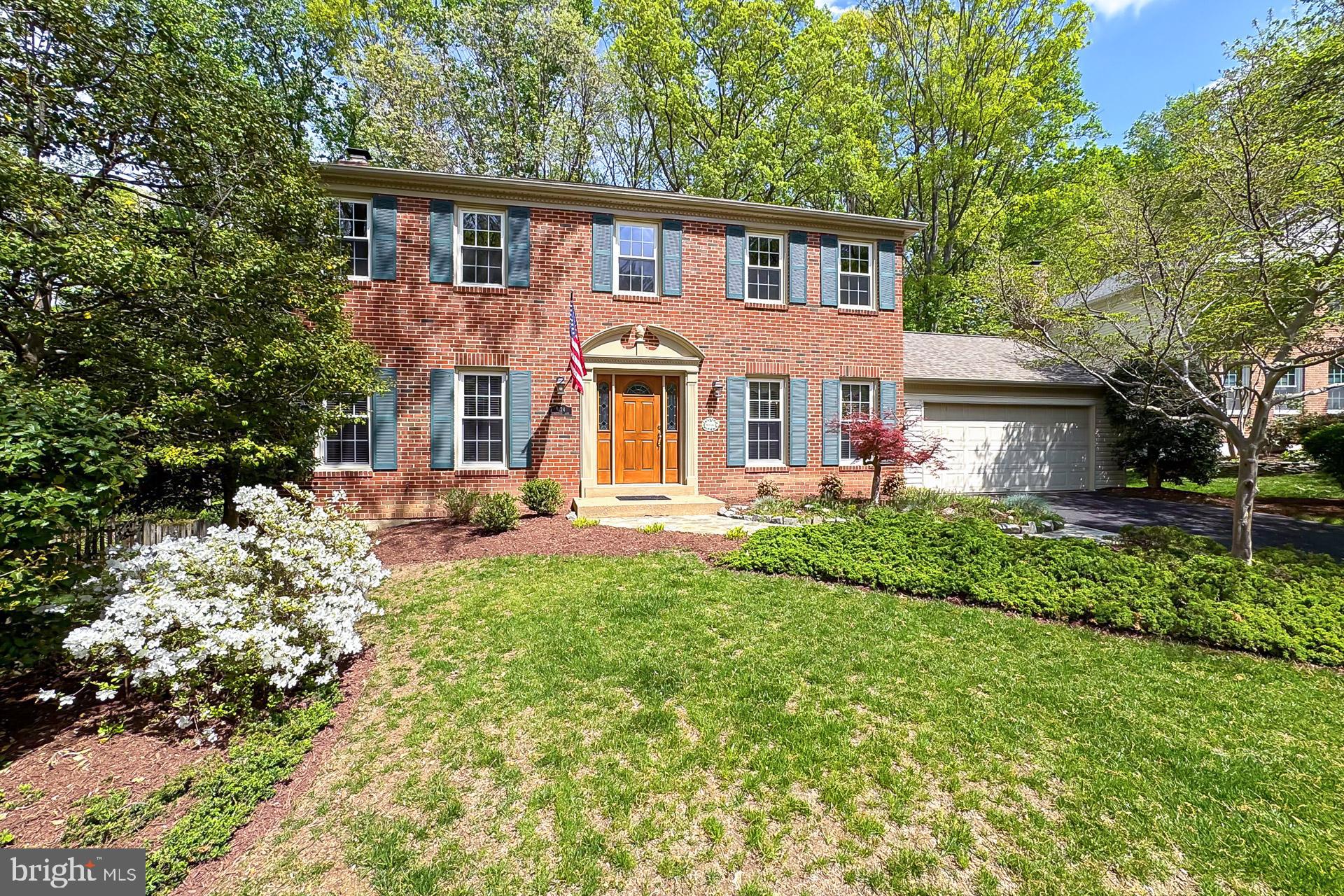 9124 FISHERMANS LANE