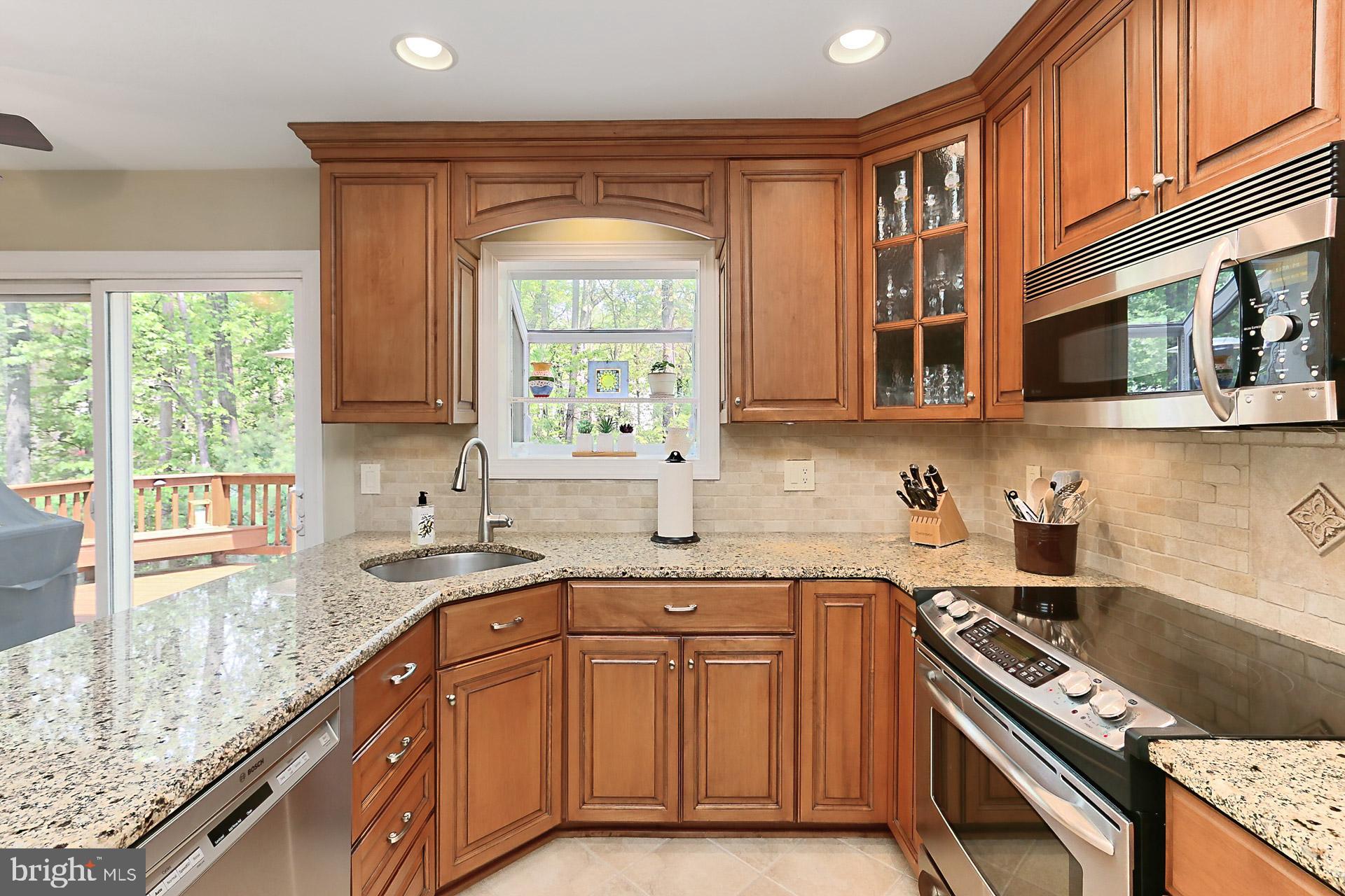 LAKEWOOD HILLS - Residential