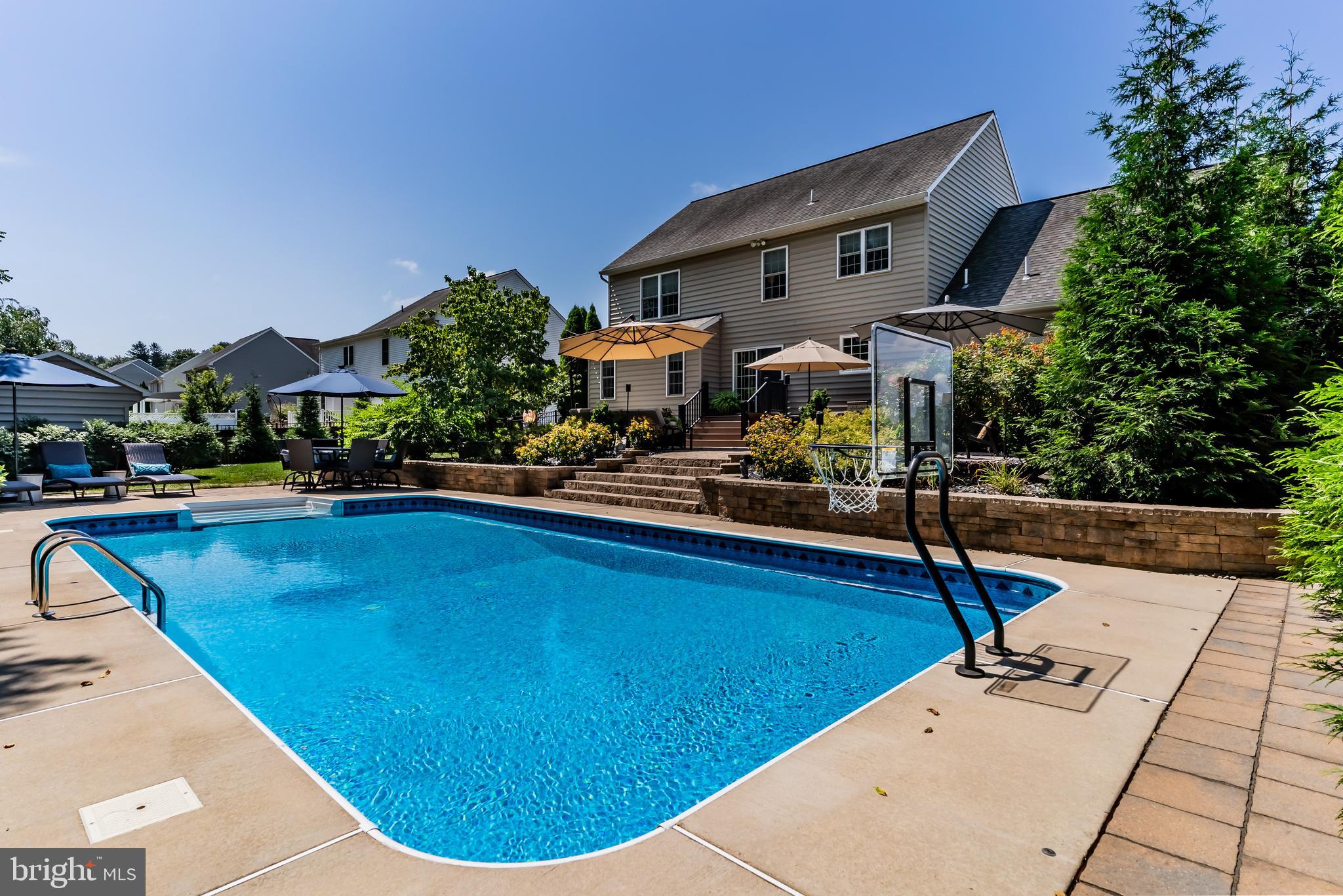 FIELDSTONE - Residential